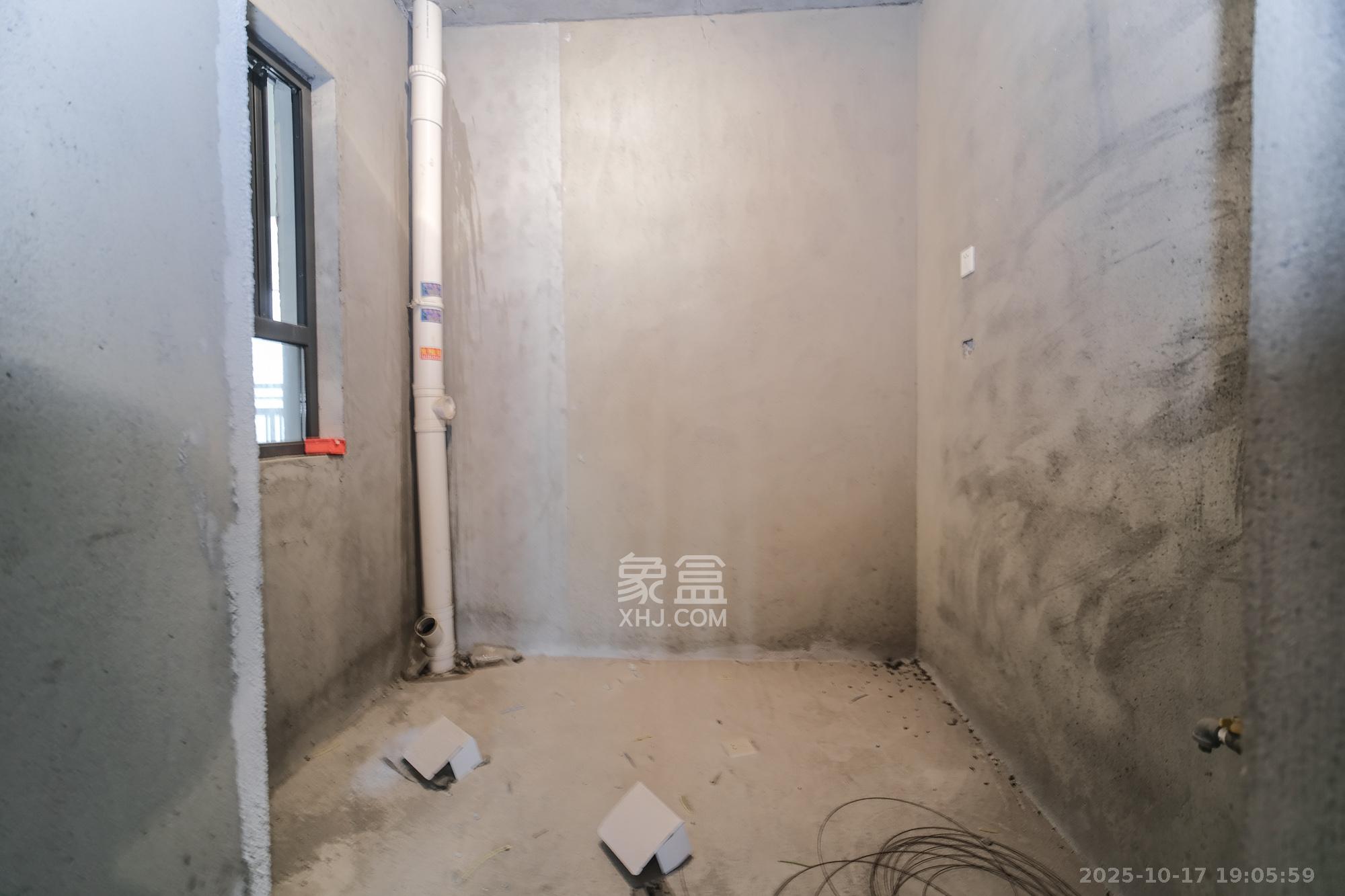 荣盛城 3室2厅2卫 85.0万 荣盛城 3室2厅2卫 85.0万厨房