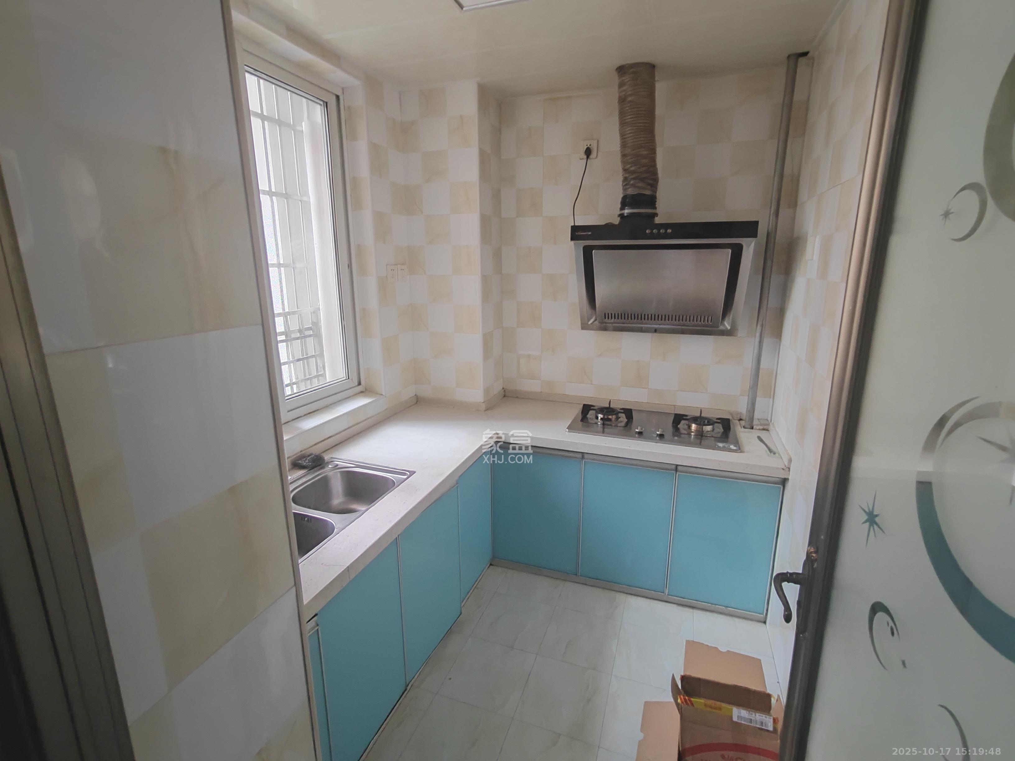 和馨园  1室1厅0卫    1300.0元/月室内图