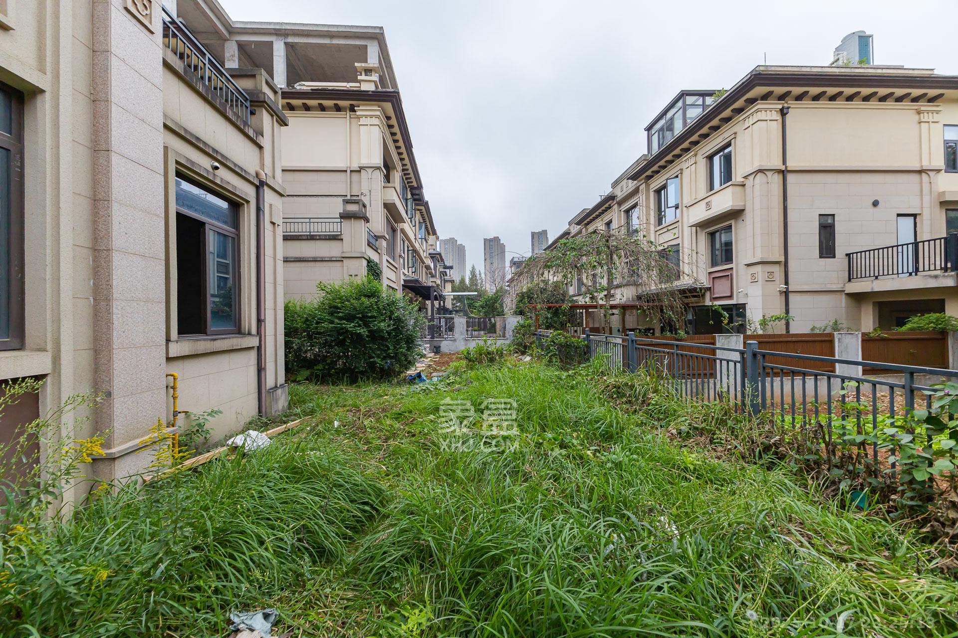 龙湖璟宸原著(龙湖紫宸)  5室2厅3卫    498.0万 龙湖璟宸原著(龙湖紫宸)  5室2厅3卫    498.0万其他