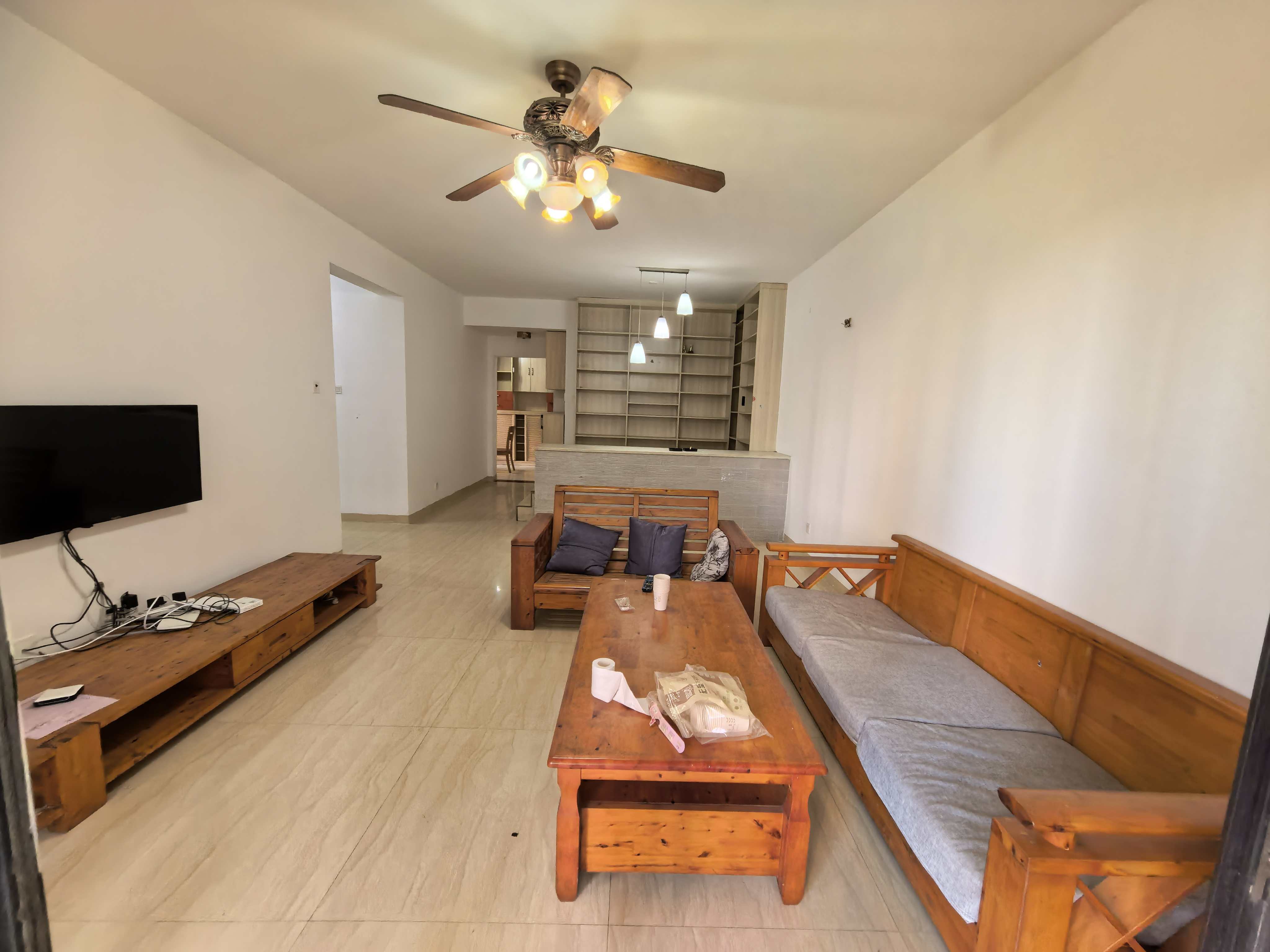 和风江岸 3室2厅2卫 3000.0元/月 和风江岸 3室2厅2卫 3000.0元/月室内图