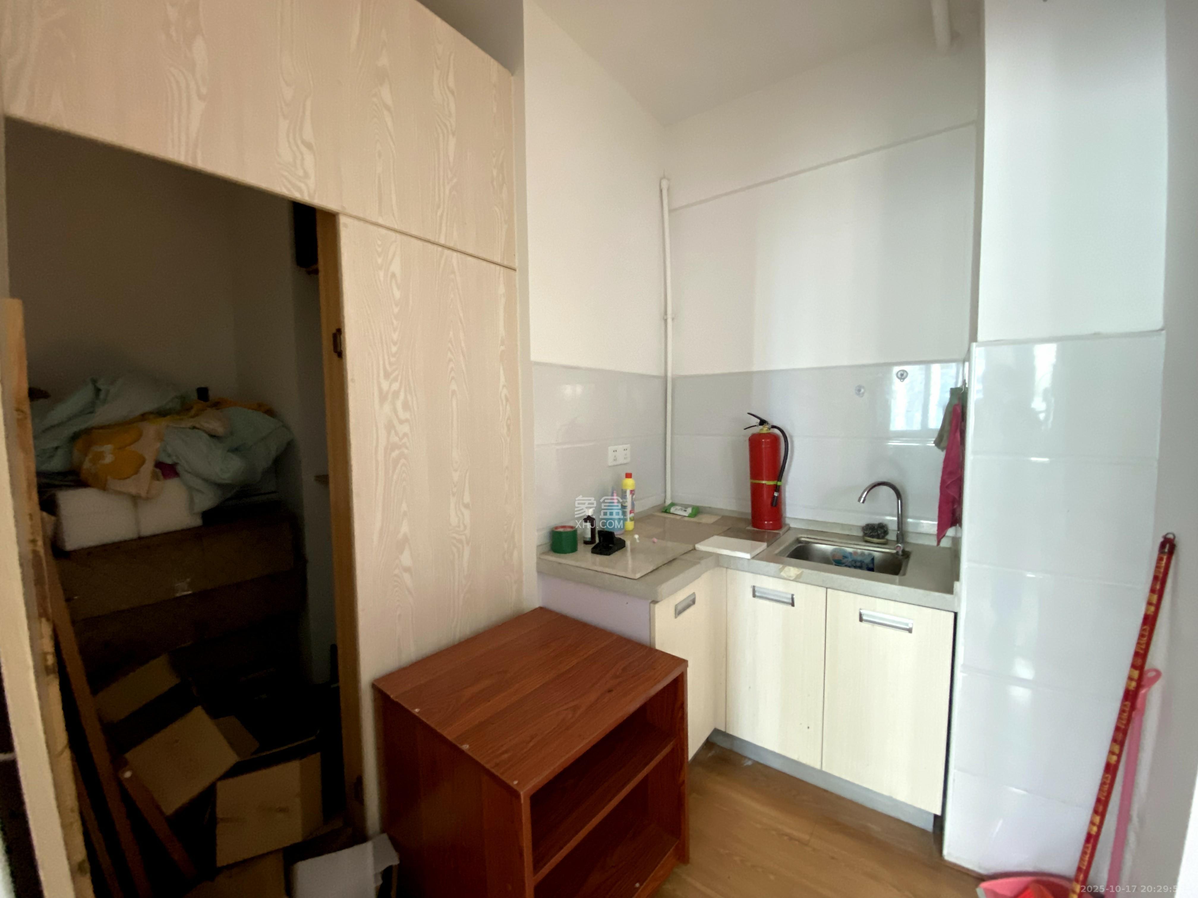 协信星澜汇  3室2厅0卫    6000.0元/月室内图