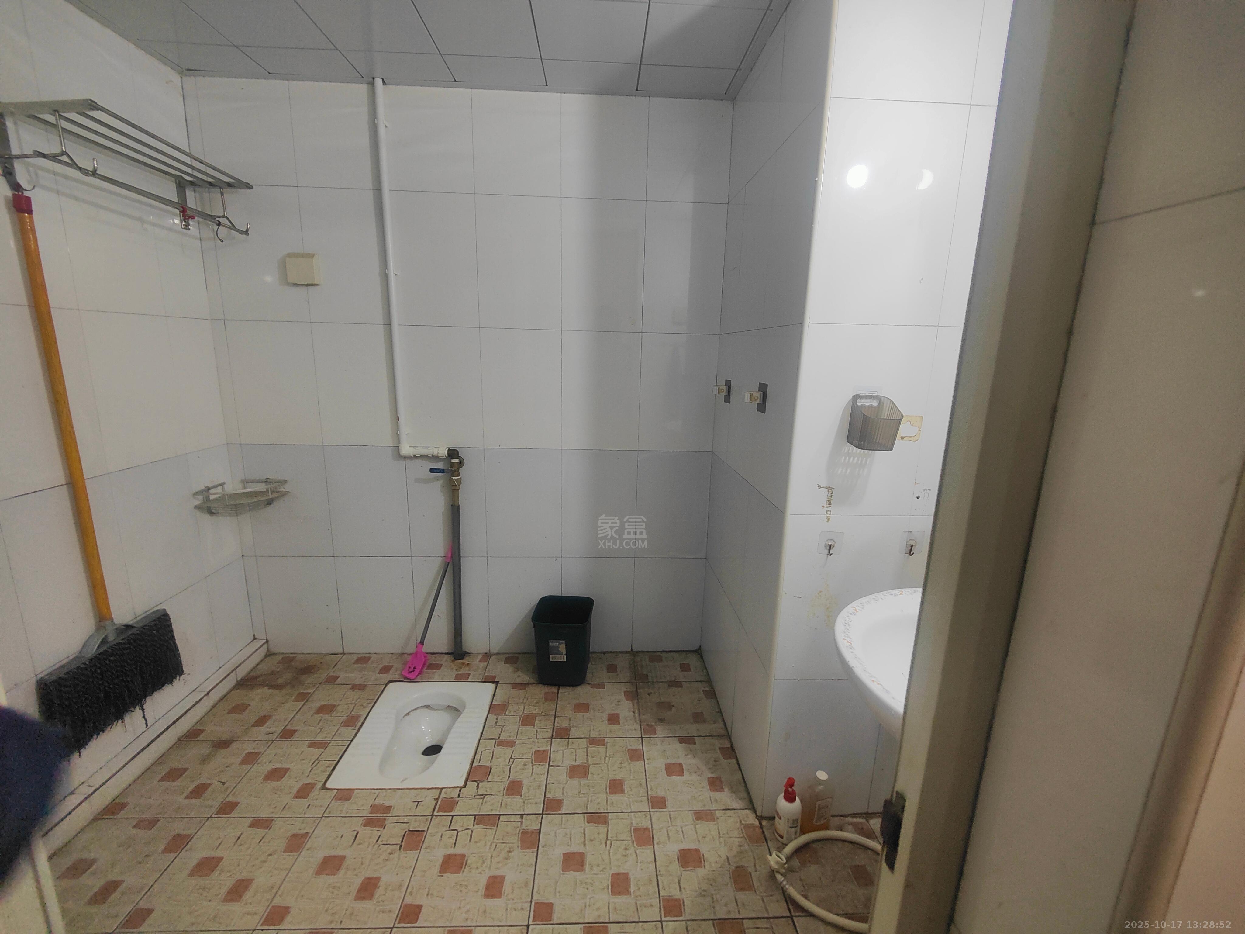 尚格名城向左向右 1室1厅1卫 900.0元/月 尚格名城向左向右 1室1厅1卫 900.0元/月室内图