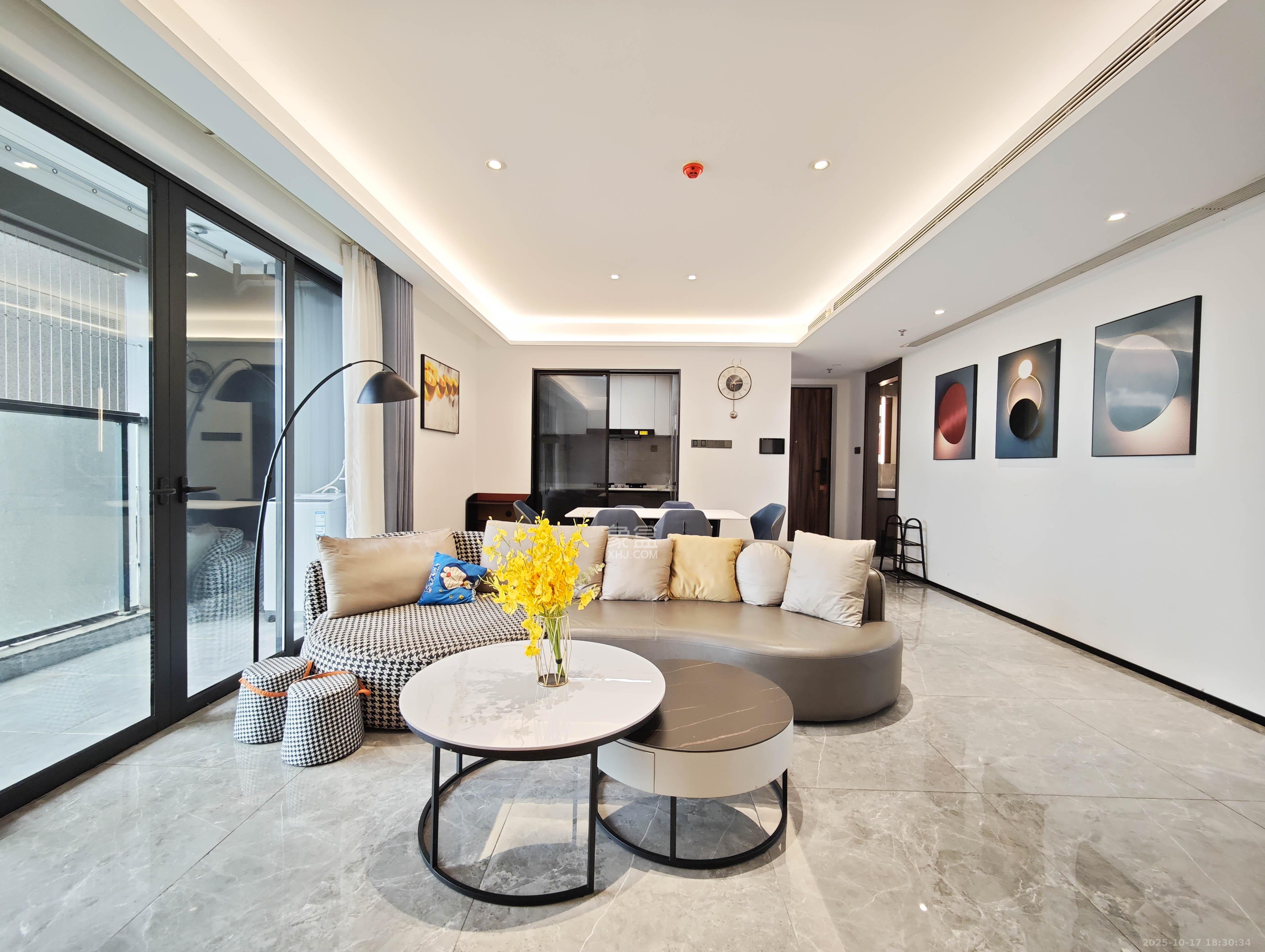 万科魅力之城  4室2厅2卫    135.0万 万科魅力之城  4室2厅2卫    135.0万