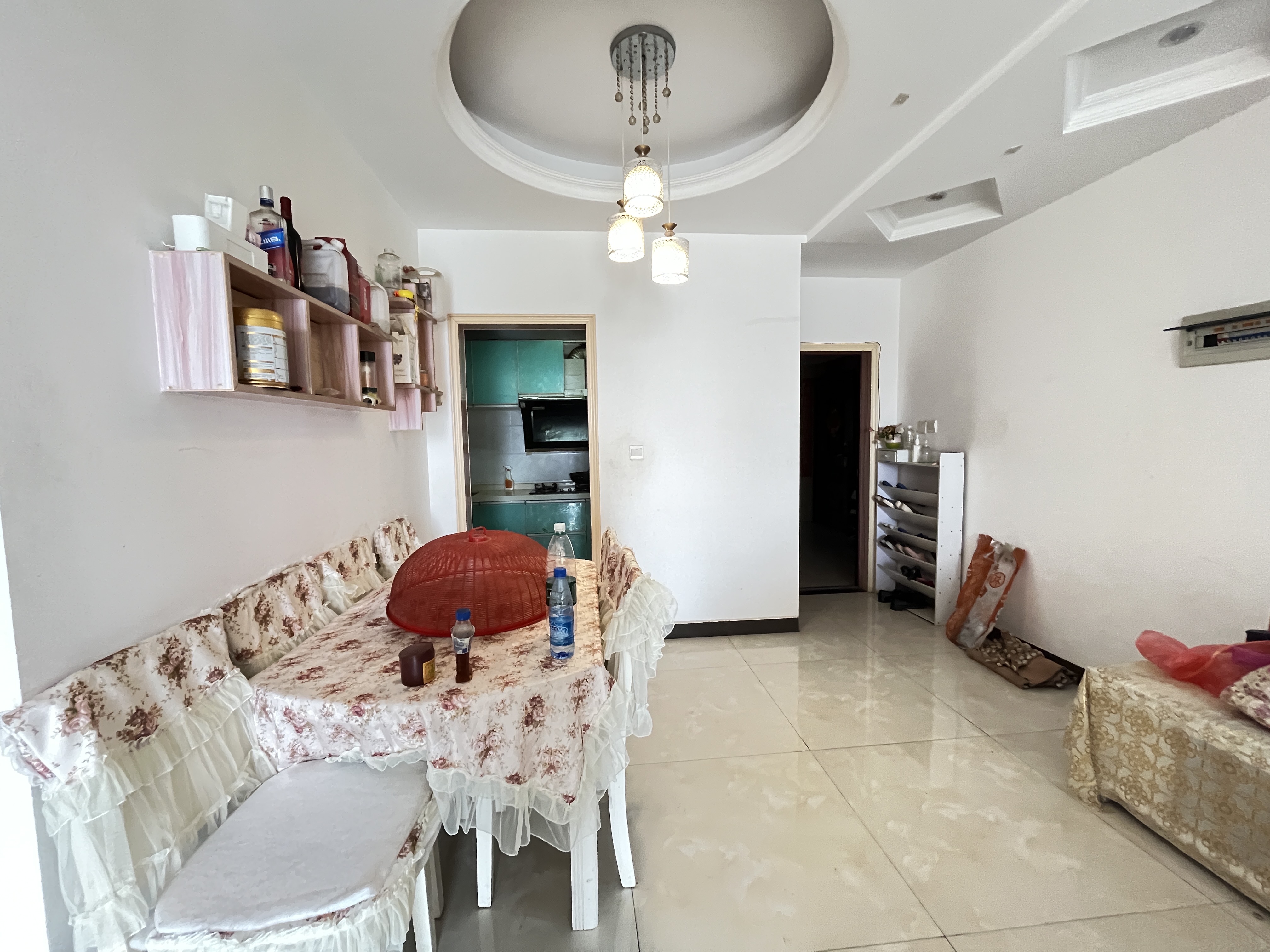 金华苑  3室2厅2卫    1600.0元/月 金华苑  3室2厅2卫    1600.0元/月室内图