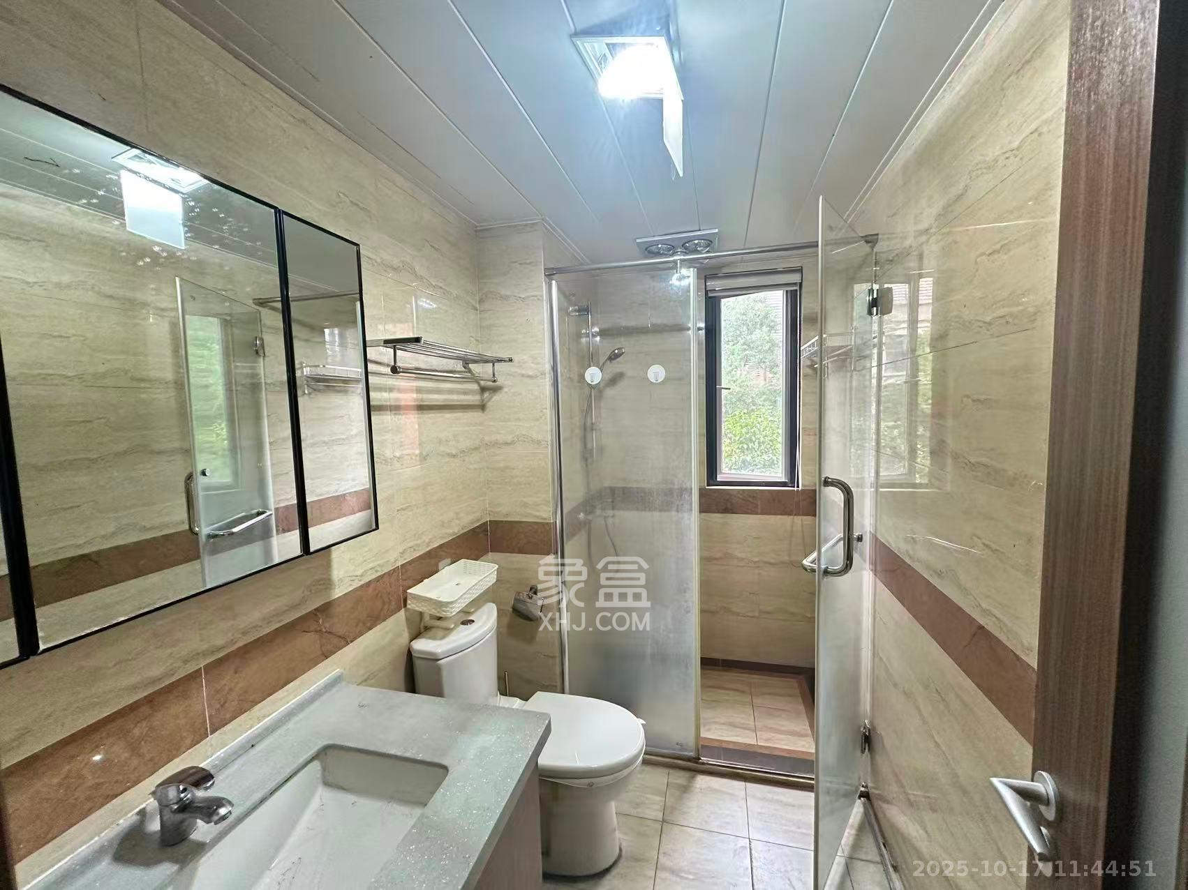 万科白鹭郡 3室2厅2卫 3700.0元/月 万科白鹭郡 3室2厅2卫 3700.0元/月室内图