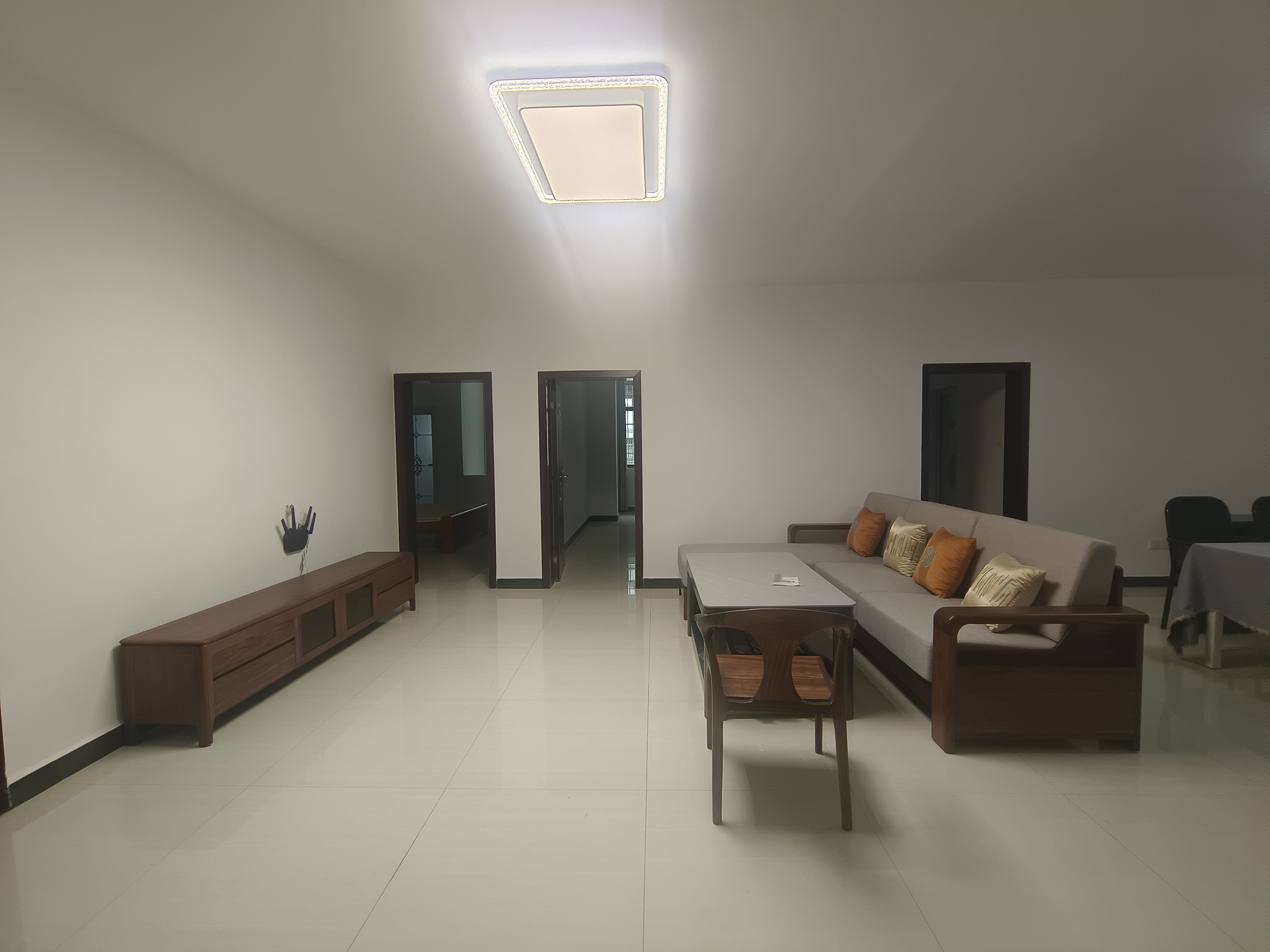 娄星区散盘  5室2厅3卫    1600.0元/月室内图