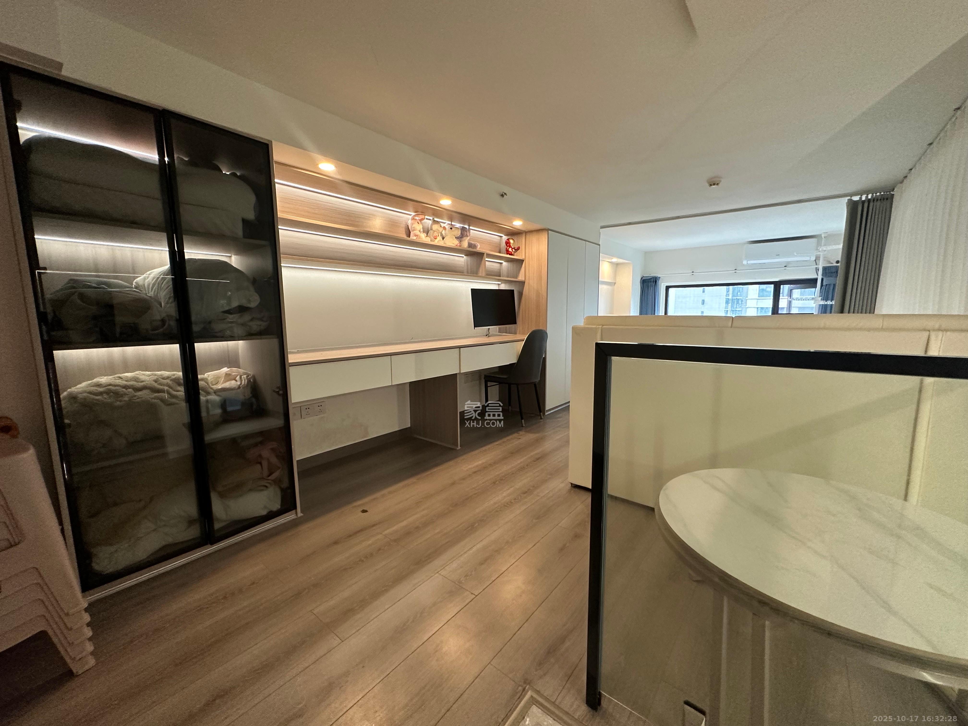 南益名士豪庭  1室0厅0卫    4000.0元/月室内图