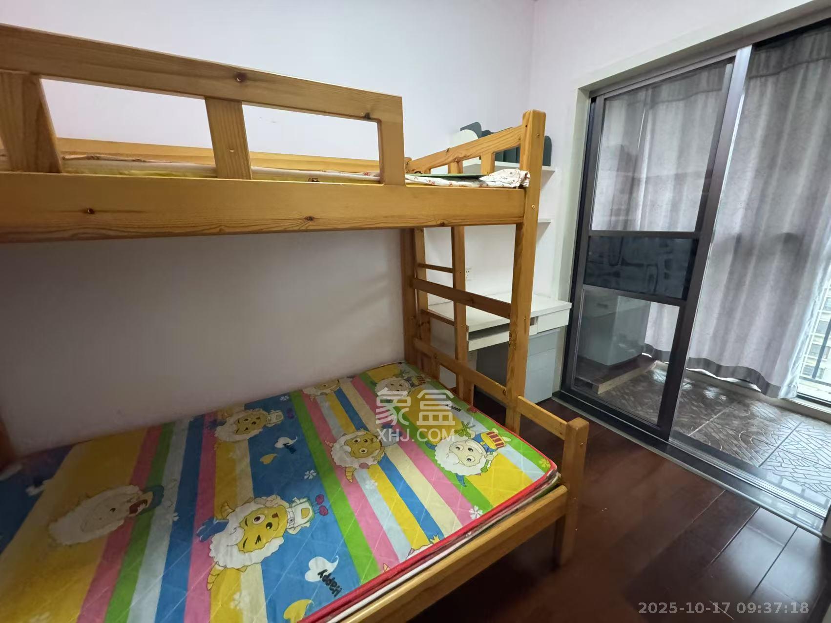 童话里 3室1厅1卫 1800.0元/月 童话里 3室1厅1卫 1800.0元/月室内图