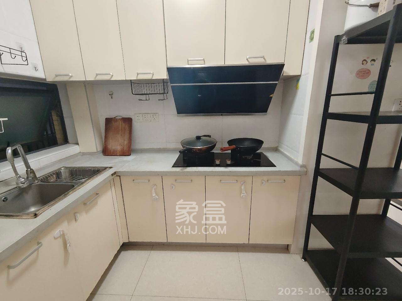 兰亭都荟(璟峰苑) 3室2厅1卫 2800.0元/月 兰亭都荟(璟峰苑) 3室2厅1卫 2800.0元/月室内图