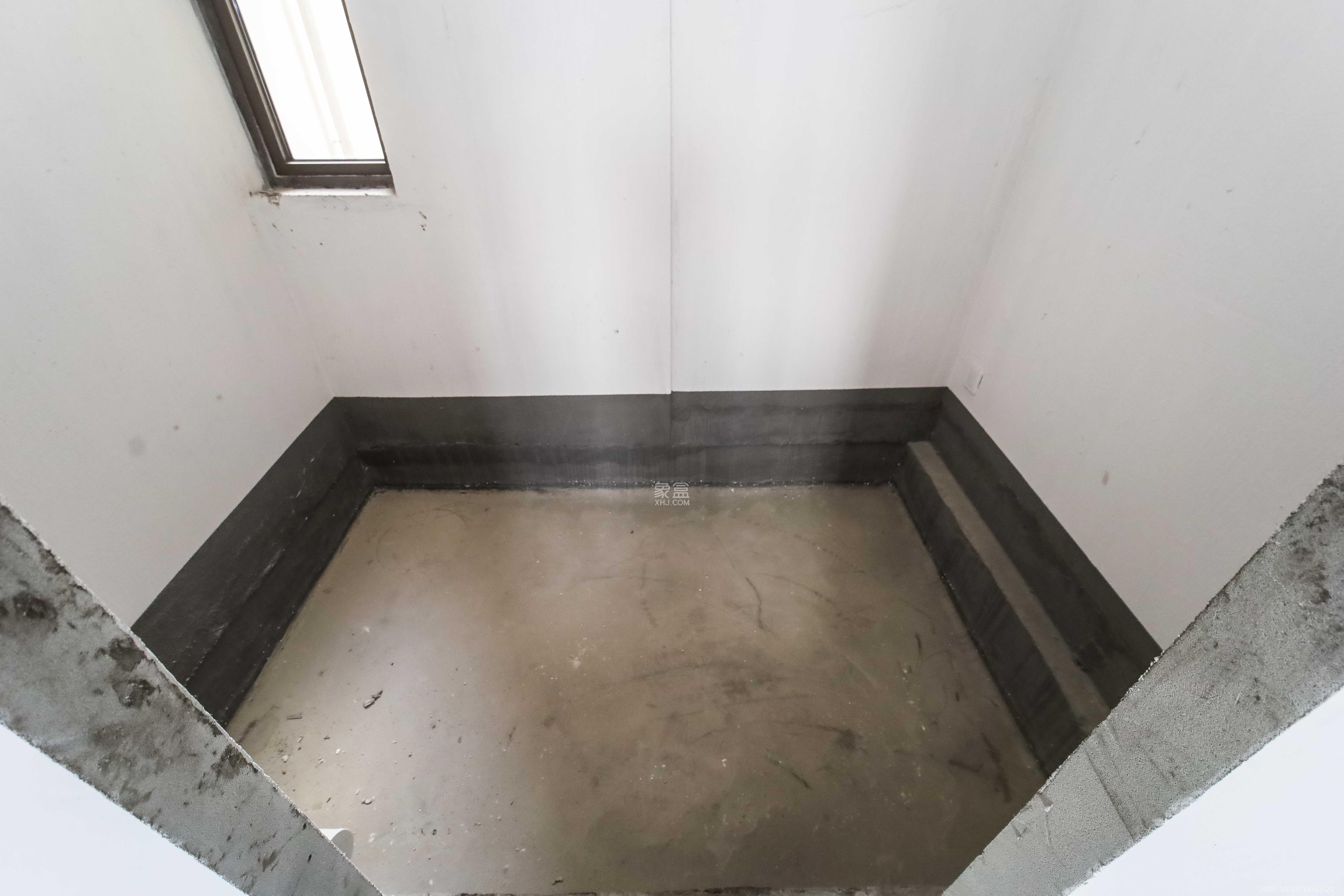 德奥悦东方  4室2厅2卫    150.0万卫生间