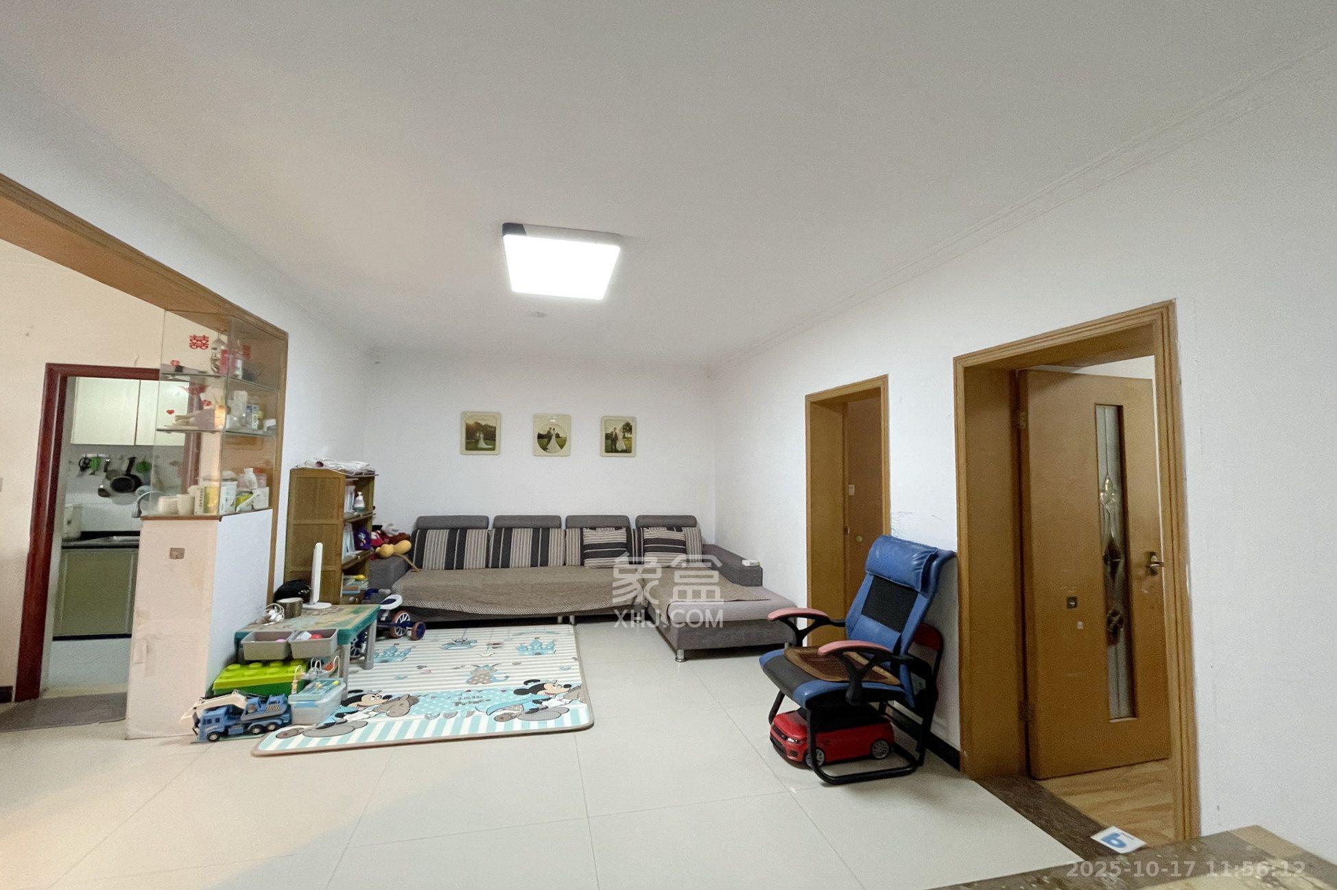 天心丽城 2室2厅1卫 1400.0元/月 天心丽城 2室2厅1卫 1400.0元/月室内图