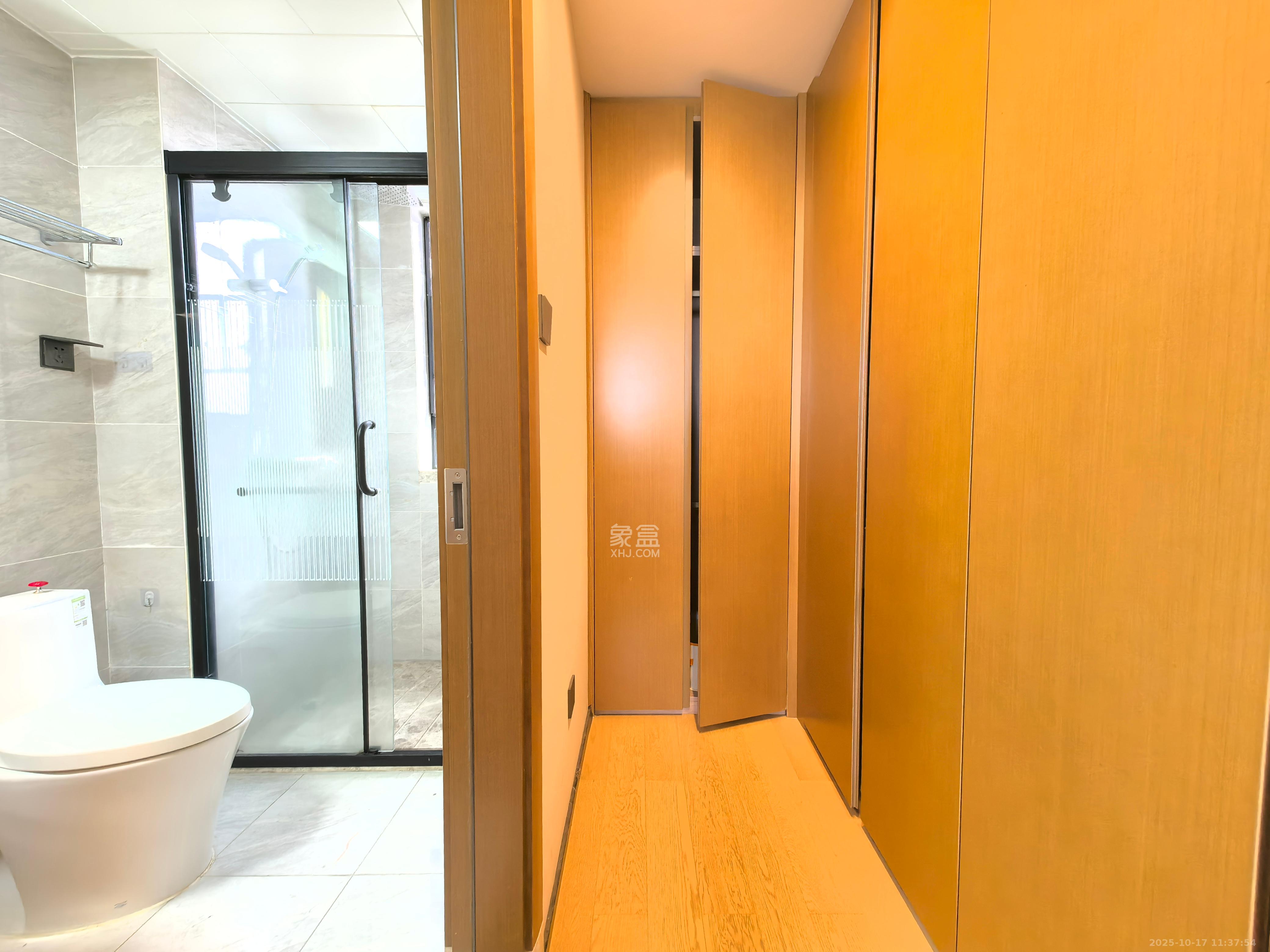 万科魅力之城天阔里 4室2厅2卫 3000.0元/月 万科魅力之城天阔里 4室2厅2卫 3000.0元/月室内图