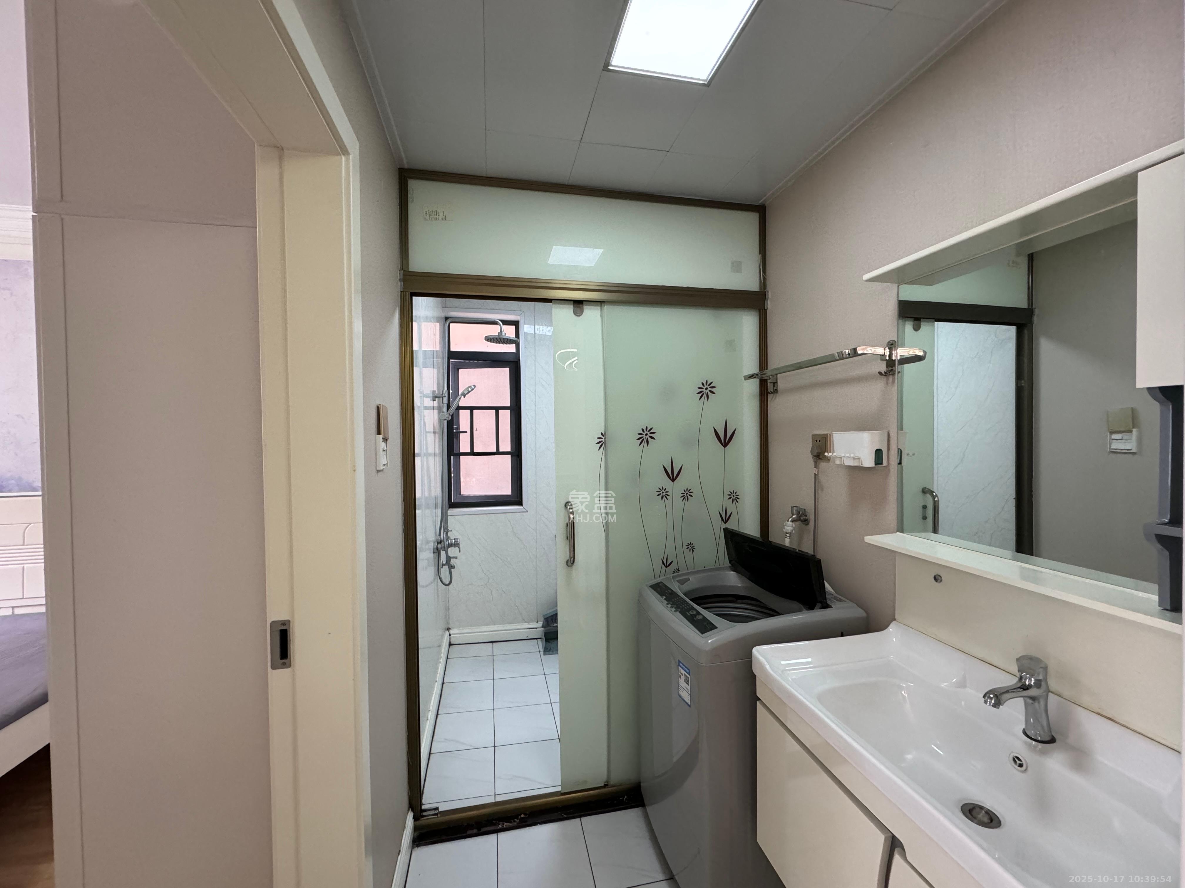 朝正美苑  2室2厅1卫    2300.0元/月室内图