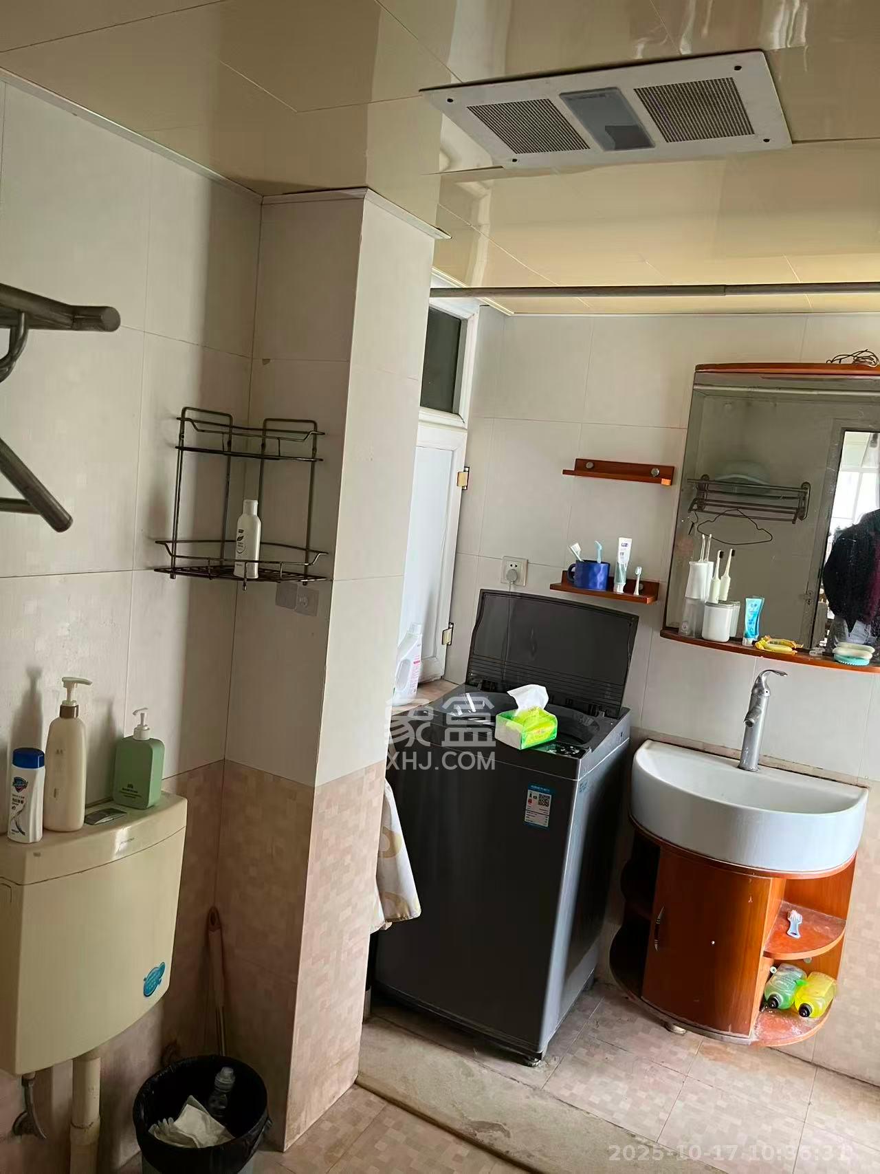 鑫兴佳园  2室1厅1卫    2000.0元/月 鑫兴佳园  2室1厅1卫    2000.0元/月室内图