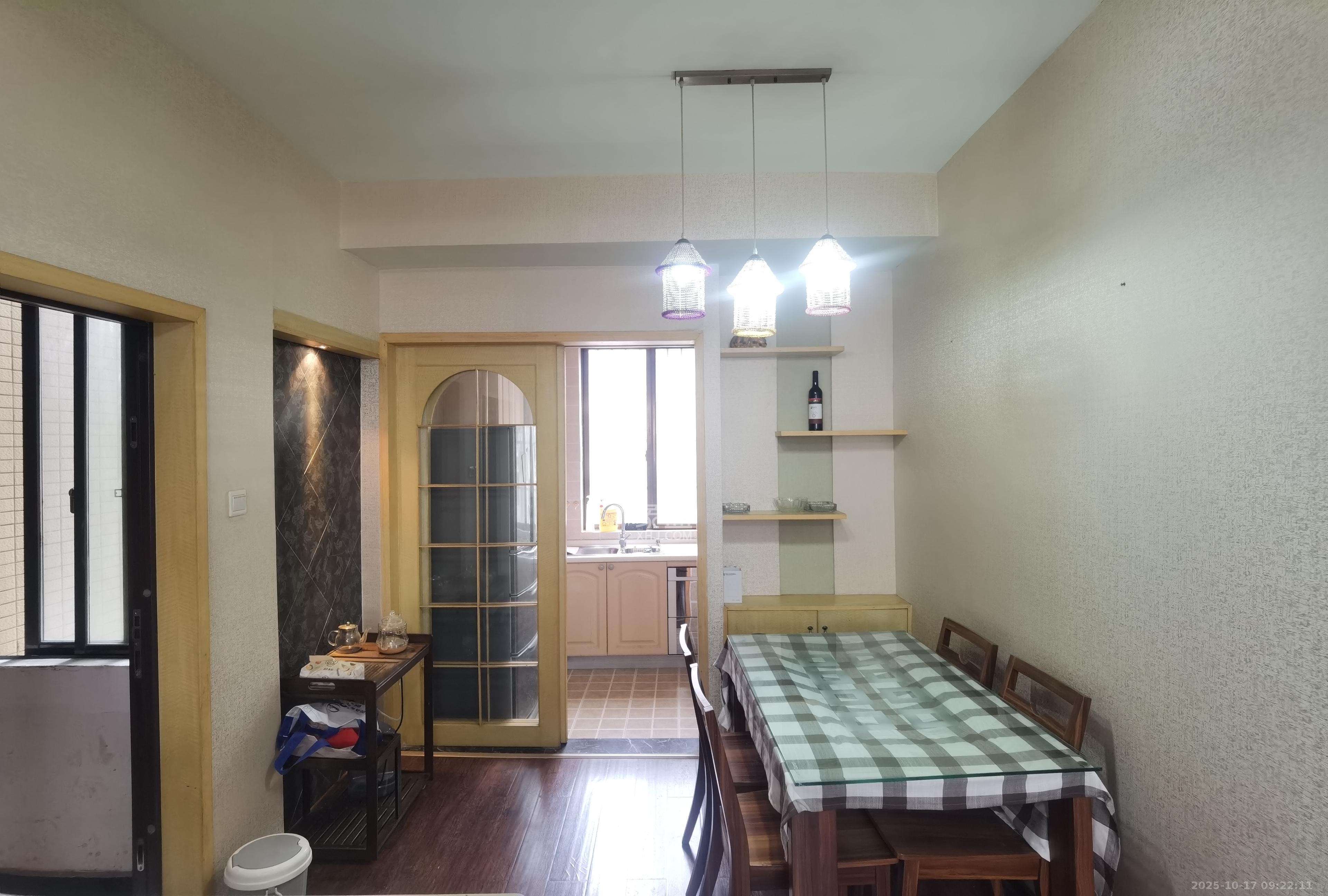 湘核佳苑  3室2厅1卫    2380.0元/月室内图