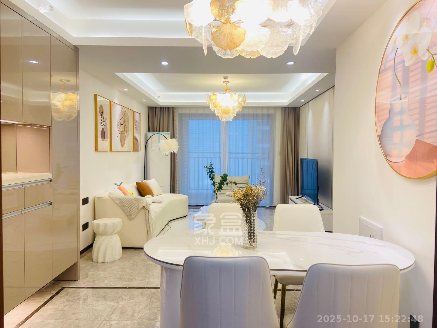 梅溪悦章  3室2厅2卫    4000.0元/月室内图