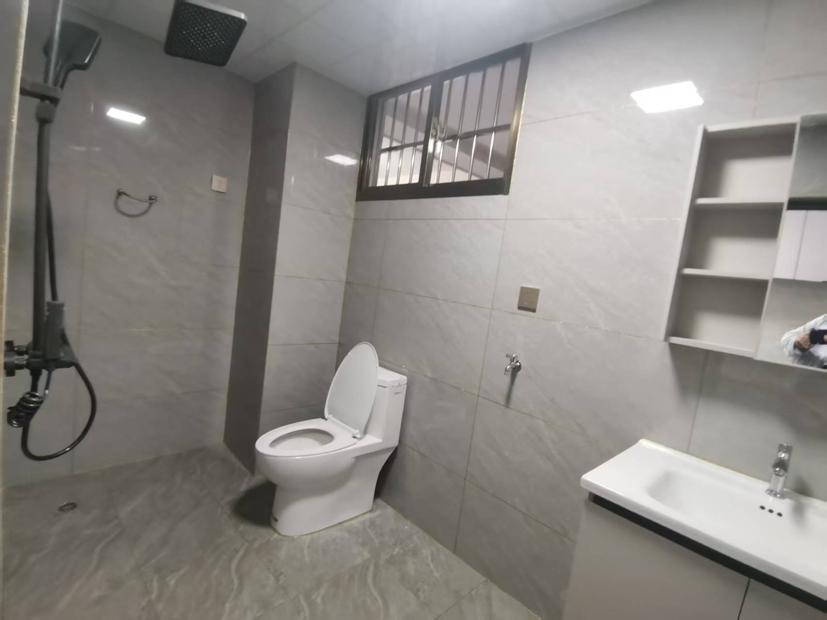 博南苑二期  1室0厅1卫    1700.0元/月室内图