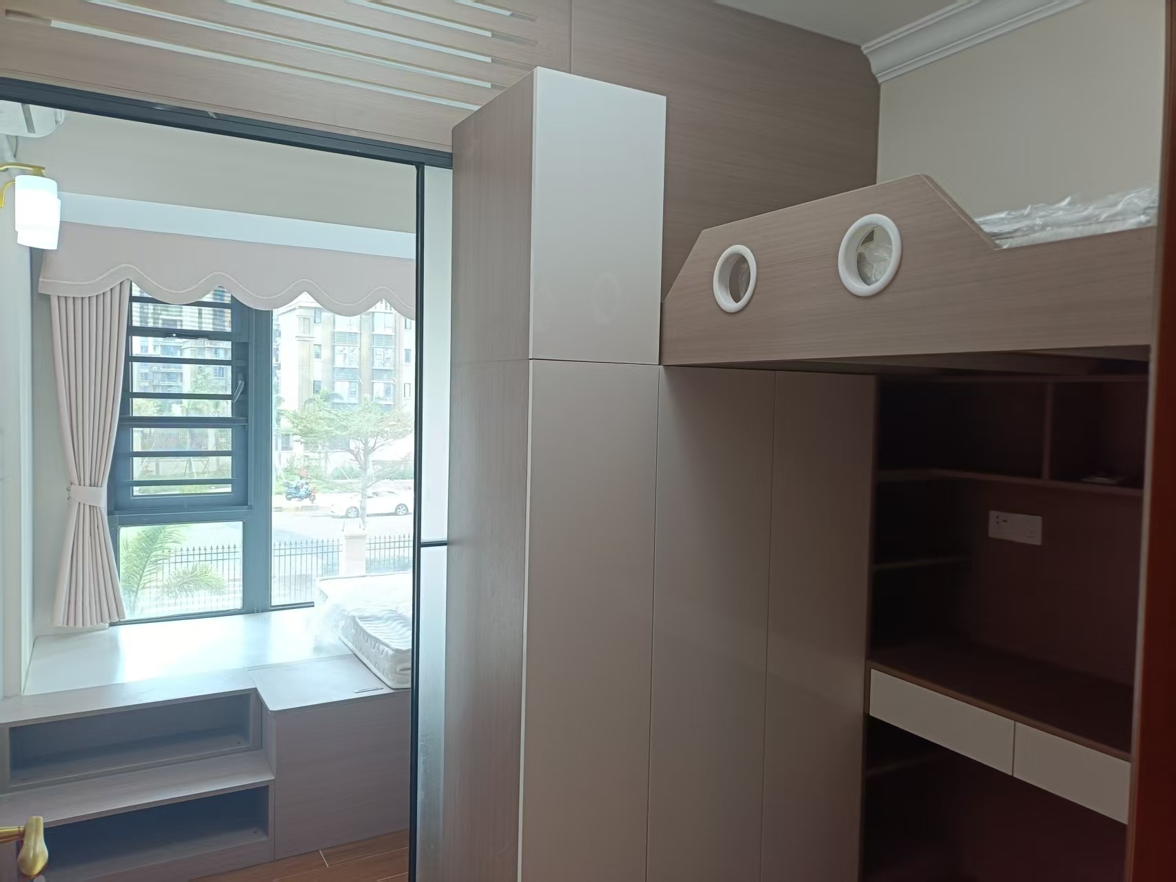 恒大美丽沙天珺湾 3室2厅2卫 3500.0元/月 恒大美丽沙天珺湾 3室2厅2卫 3500.0元/月室内图