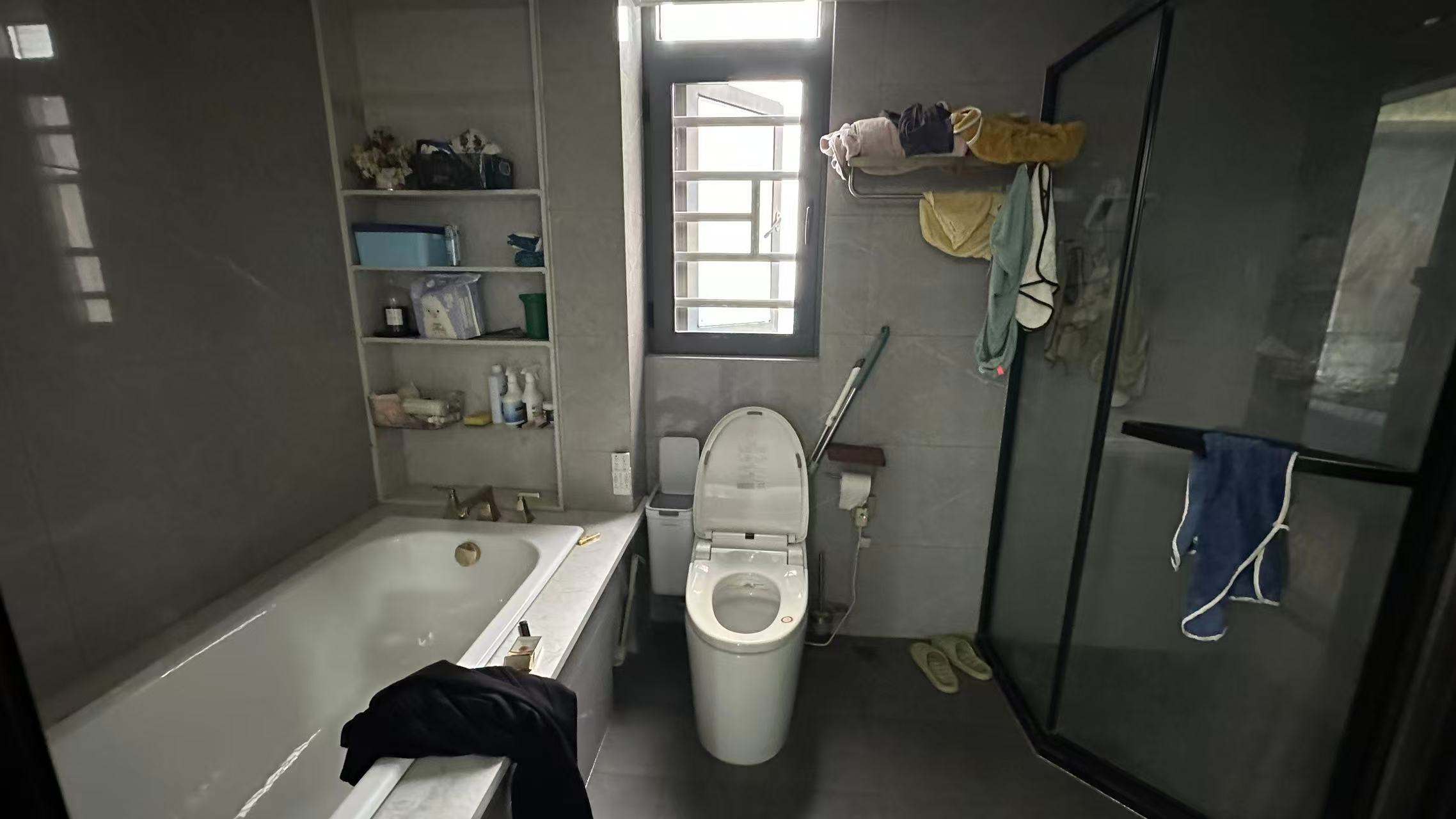 山水文园 5室2厅4卫 135.8万 山水文园 5室2厅4卫 135.8万室内图