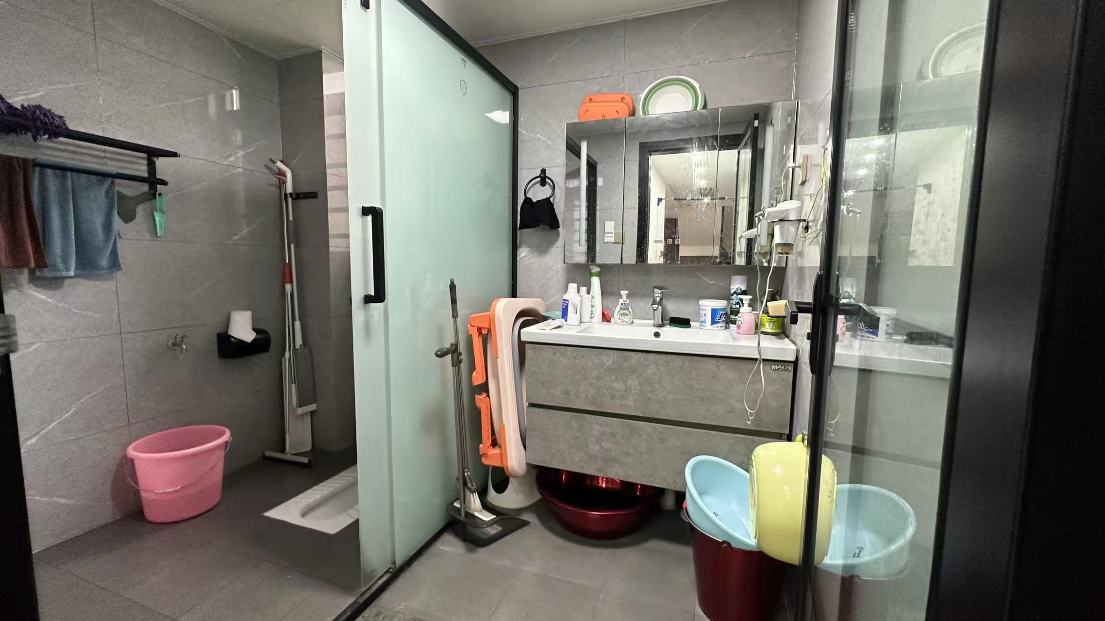 山水文园 5室2厅4卫 135.8万 山水文园 5室2厅4卫 135.8万室内图