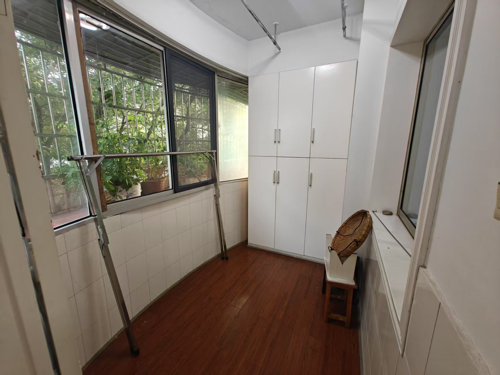 家园小区 3室2厅2卫 45.0万 家园小区 3室2厅2卫 45.0万室内图