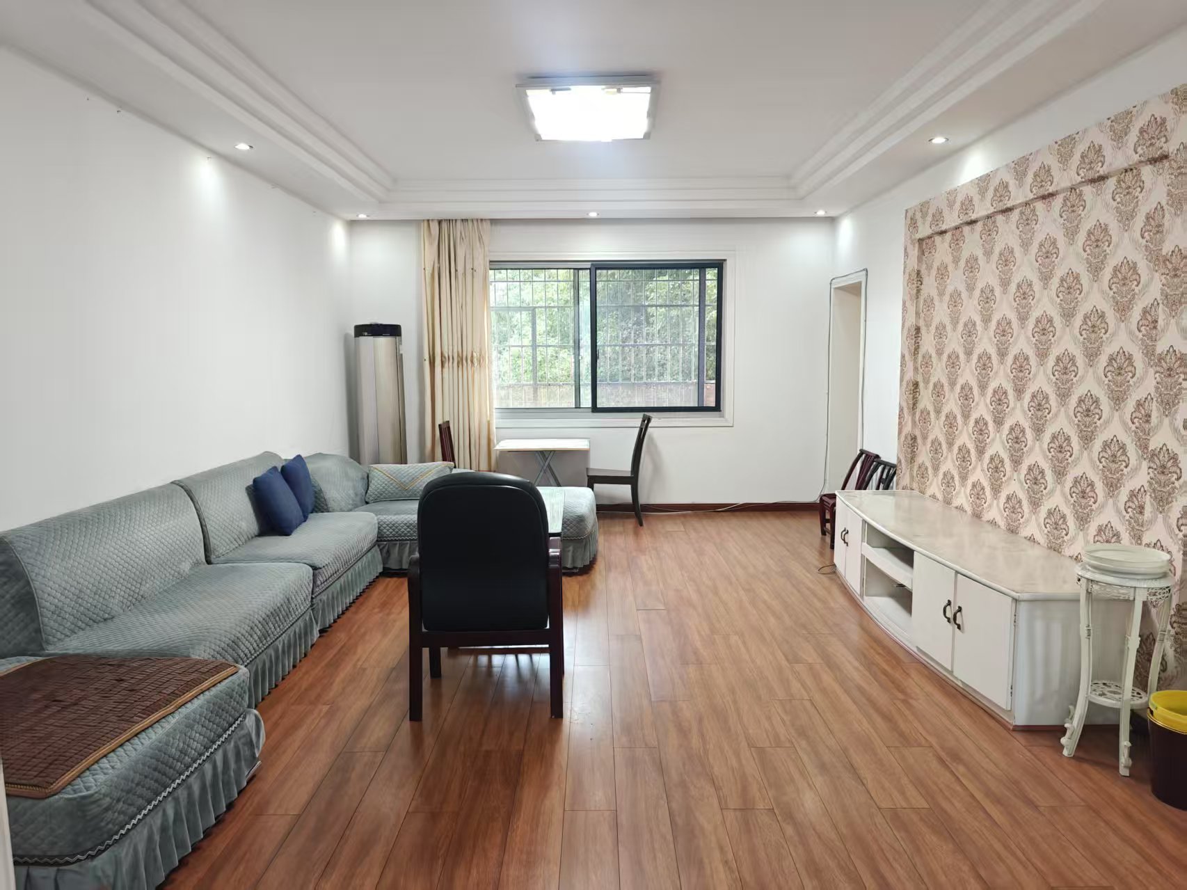 家园小区 3室2厅2卫 45.0万 家园小区 3室2厅2卫 45.0万室内图