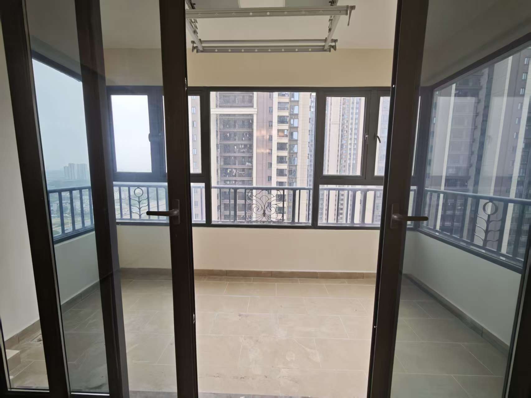 株洲恒大悦珑台 4室2厅2卫 99.8万 株洲恒大悦珑台 4室2厅2卫 99.8万室内图