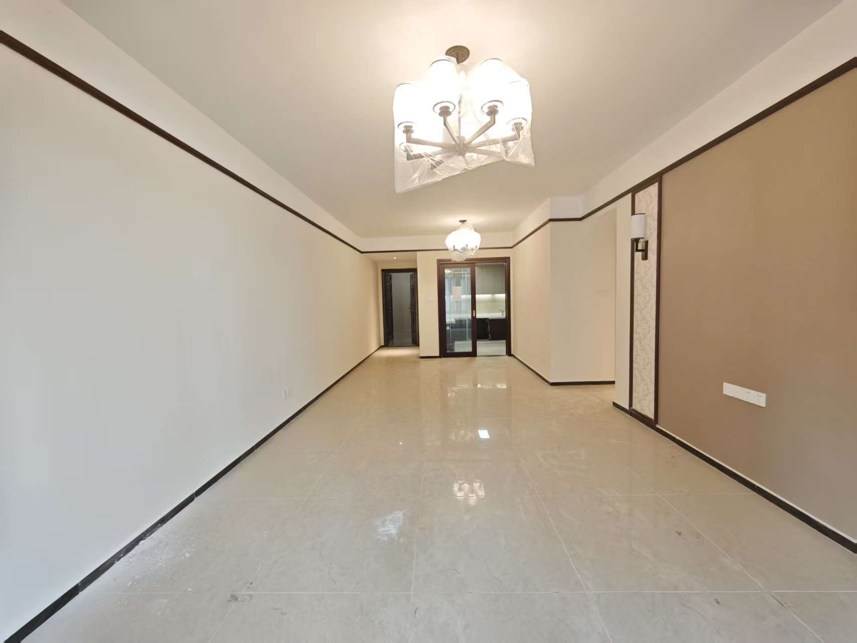 株洲恒大悦珑台 4室2厅2卫 99.8万 株洲恒大悦珑台 4室2厅2卫 99.8万室内图