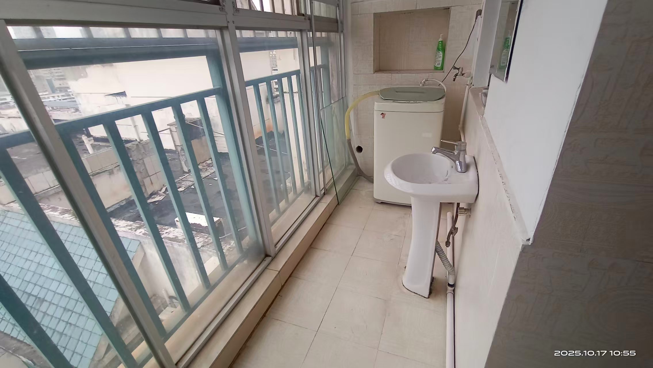 城南雅苑  4室2厅2卫    51.8万 城南雅苑  4室2厅2卫    51.8万室内图