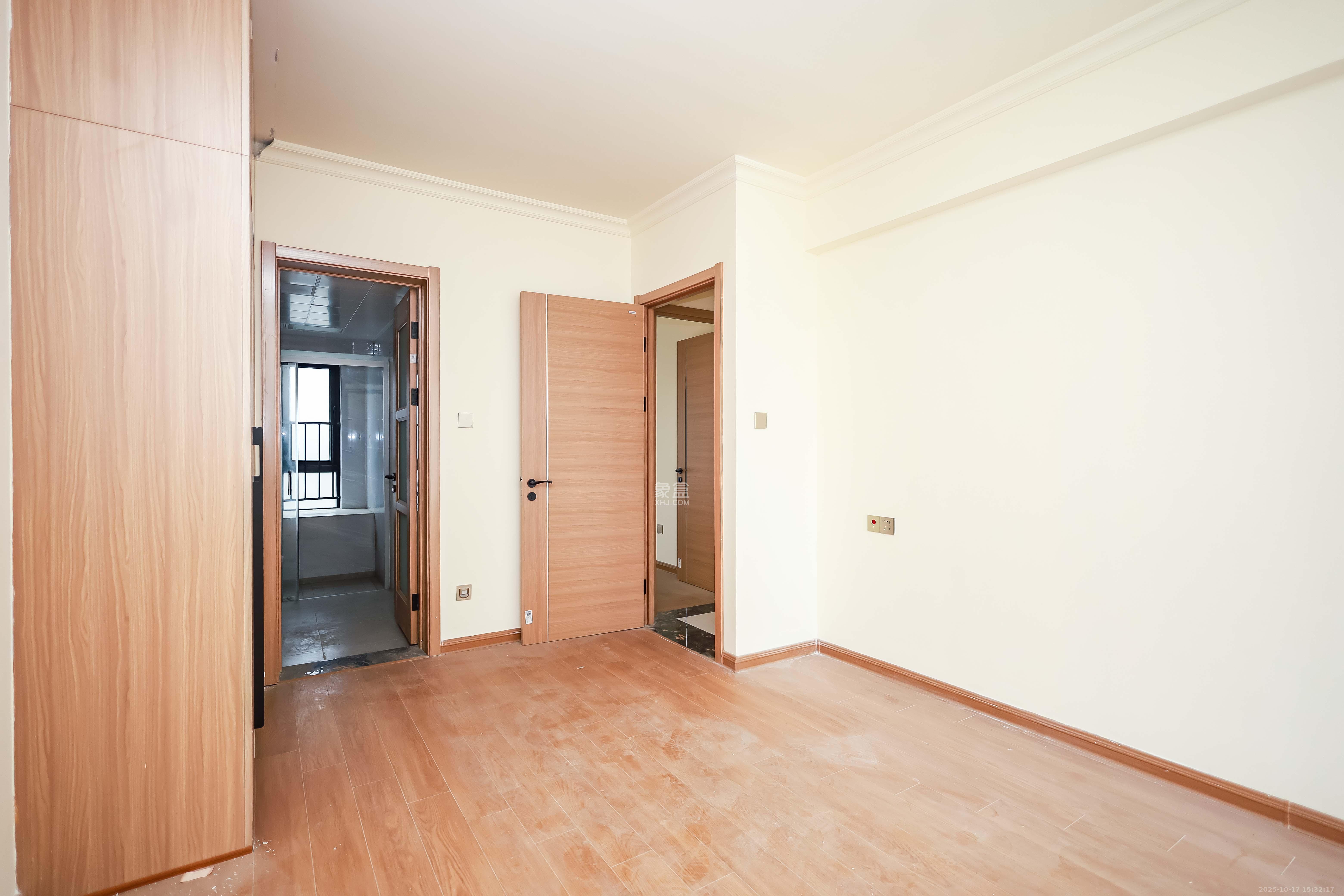 碧桂园荟隽棠  4室2厅2卫    118.0万卧室