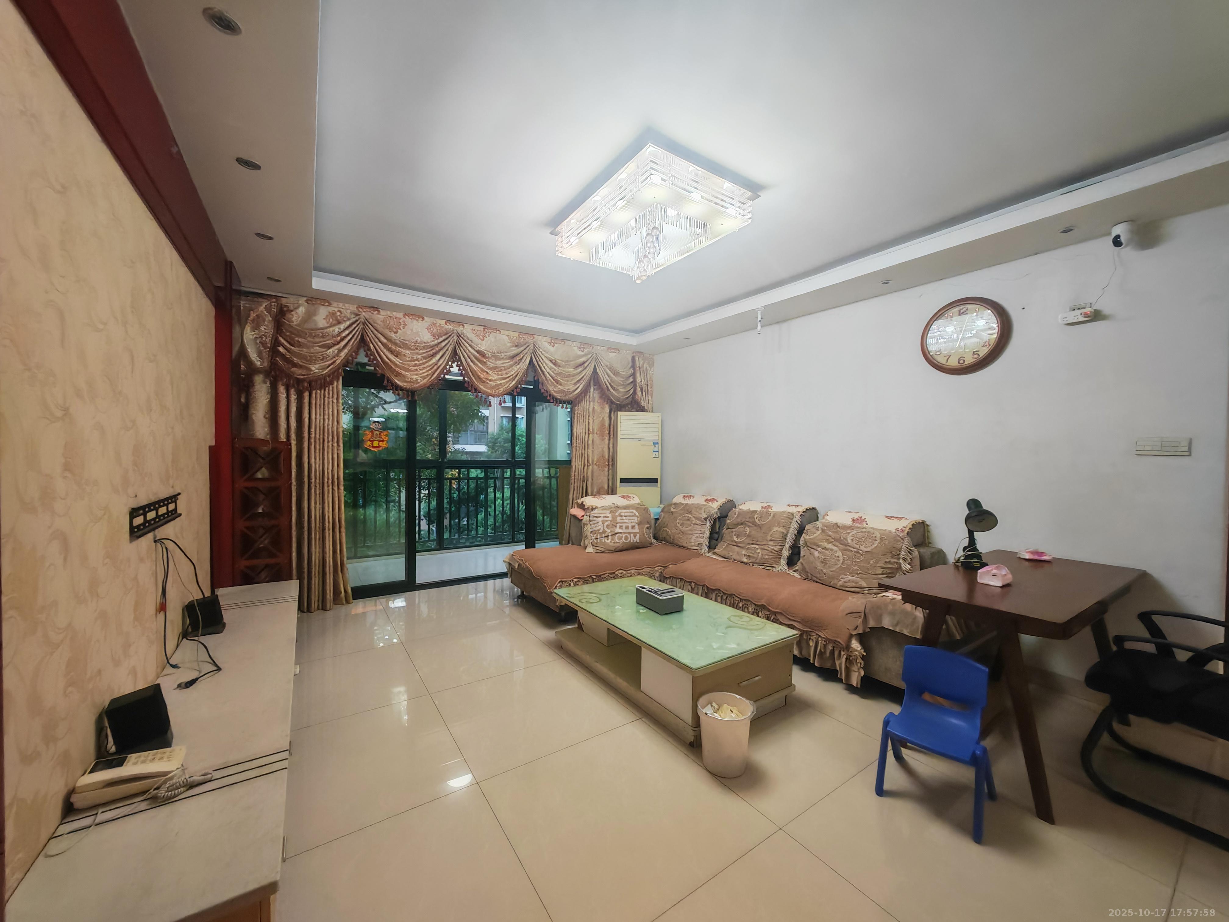 东岸锦城(东方人家) 3室2厅2卫 2180.0元/月 东岸锦城(东方人家) 3室2厅2卫 2180.0元/月室内图