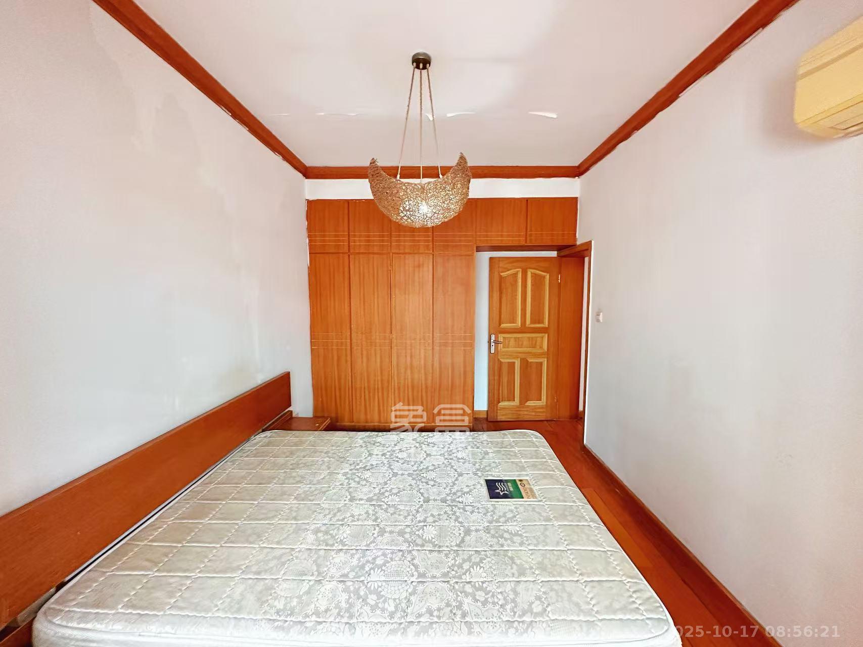 铸造厂宿舍  3室1厅1卫    1600.0元/月室内图