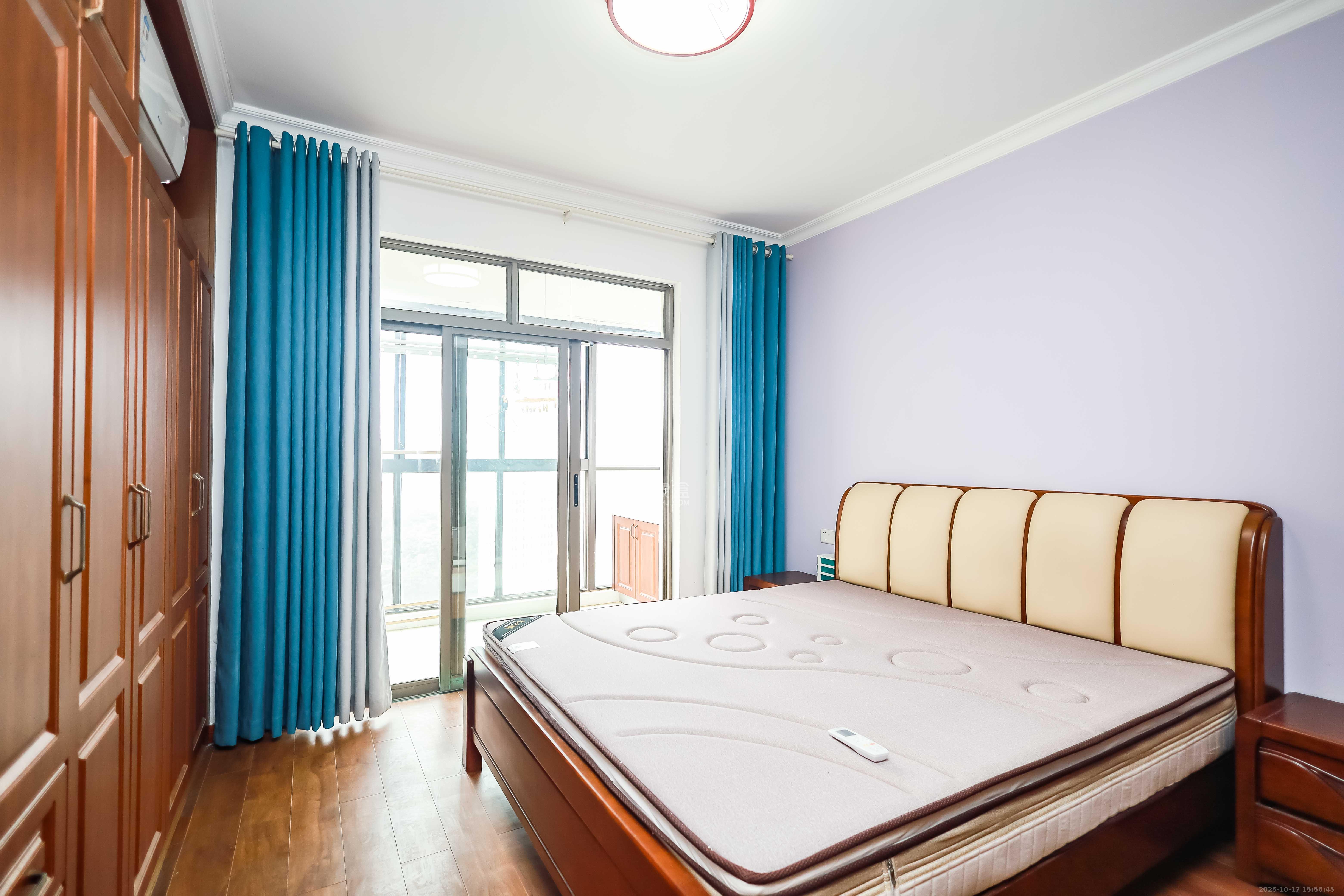 阳光晶城 4室2厅2卫 4000.0元/月 阳光晶城 4室2厅2卫 4000.0元/月室内图