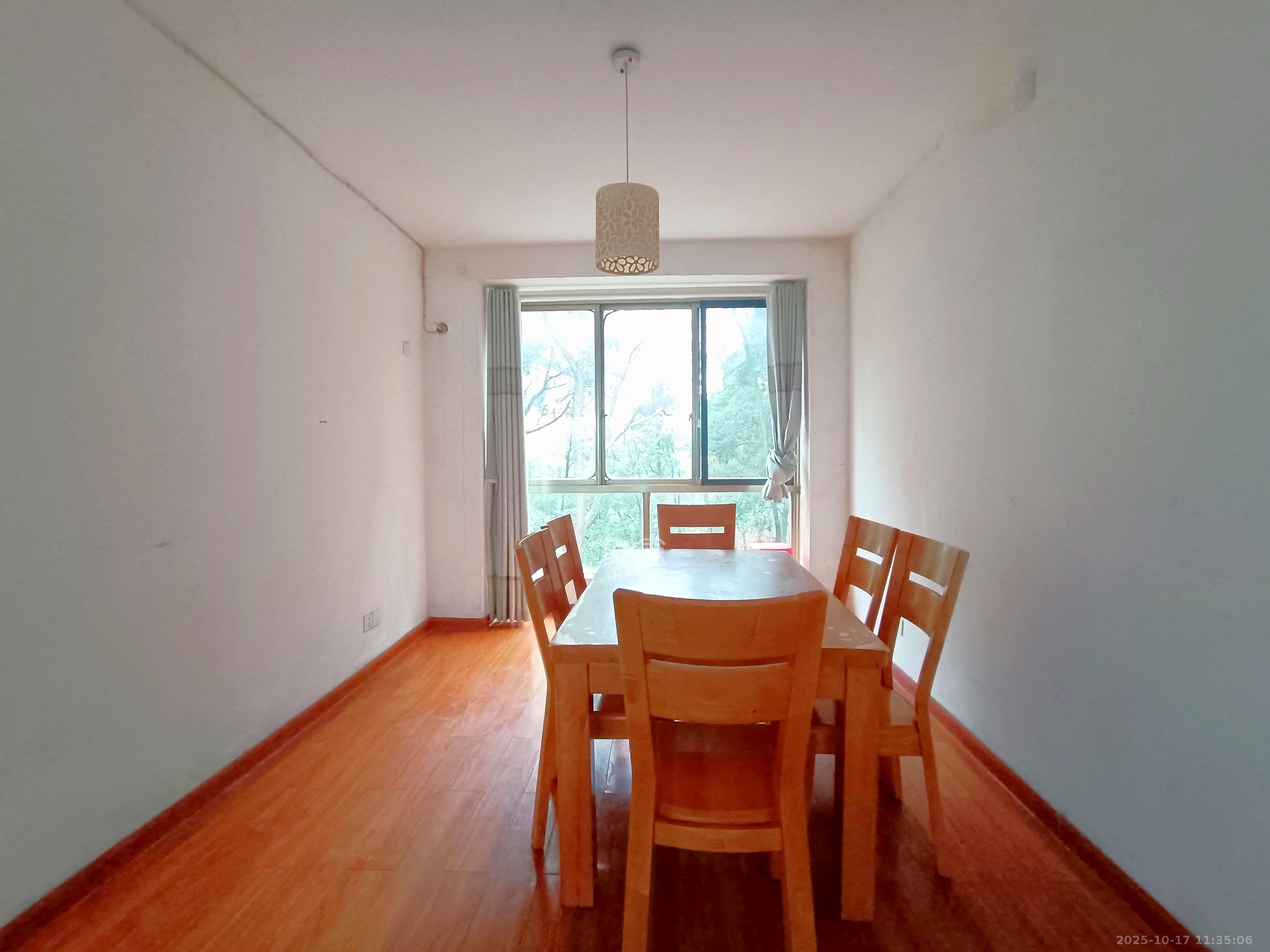 丽江翠园 3室2厅2卫 1500.0元/月 丽江翠园 3室2厅2卫 1500.0元/月室内图