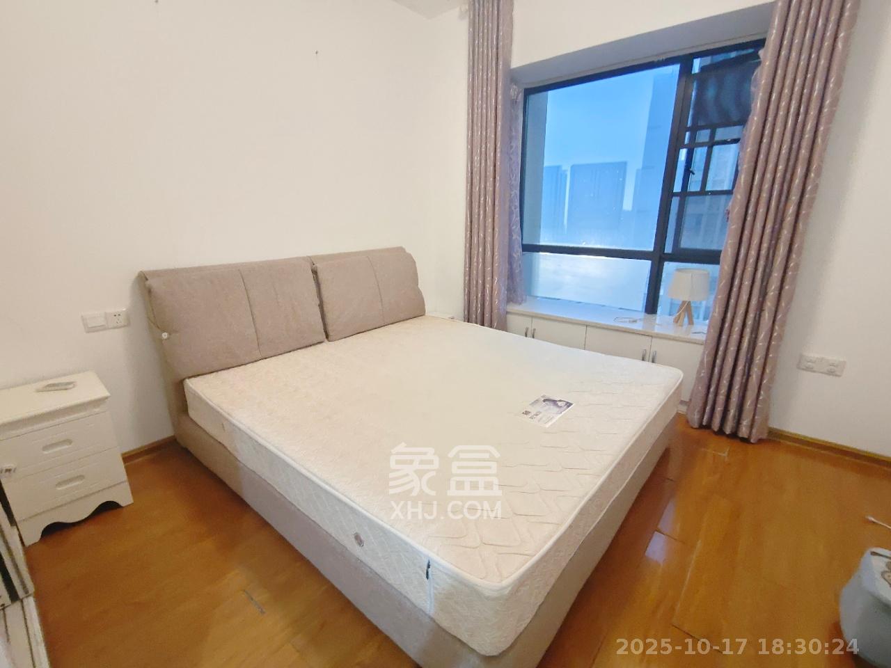 兰亭都荟（璟峰苑）  3室2厅1卫    2800.0元/月室内图