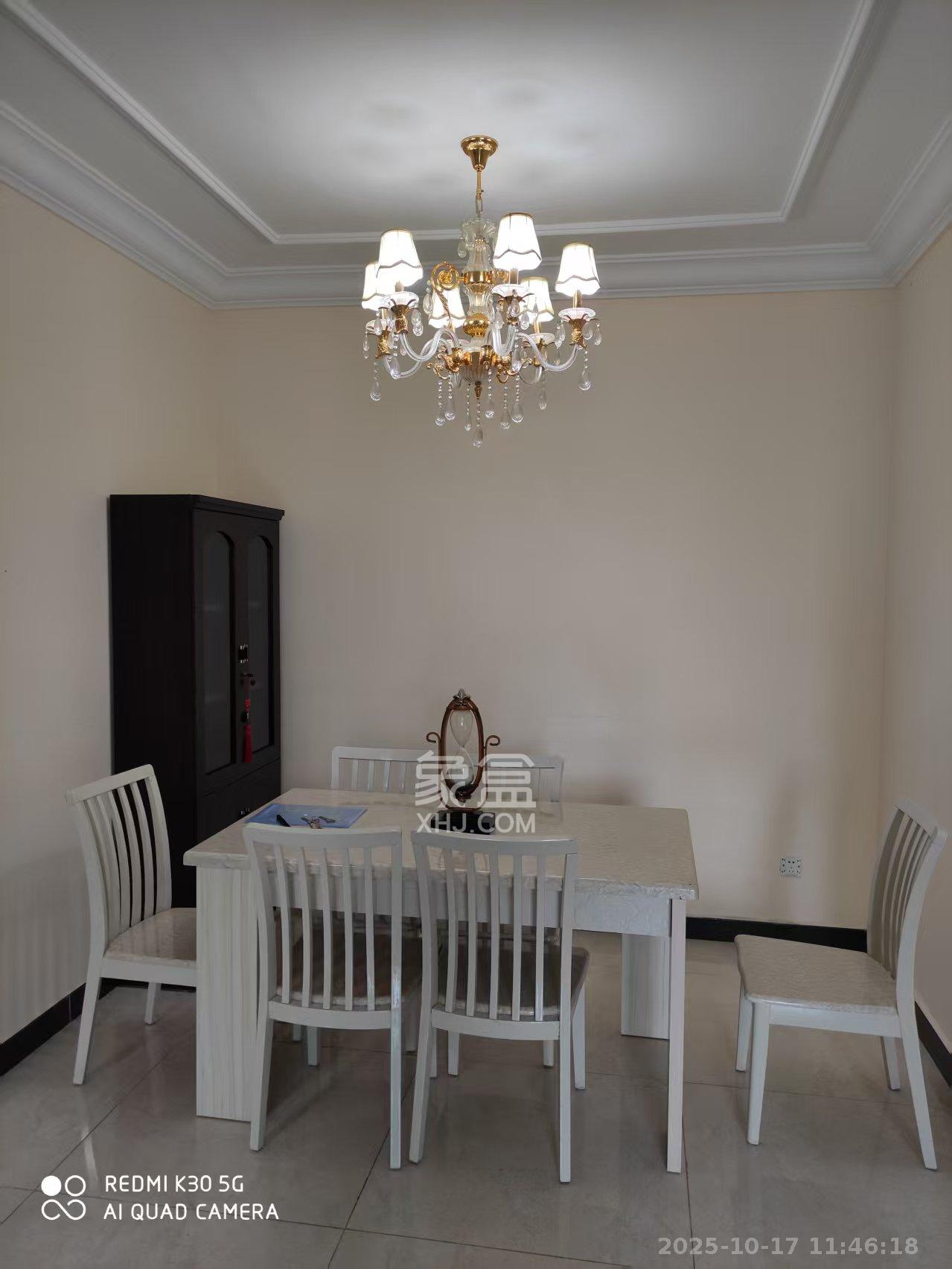 恒大雅苑 3室2厅2卫 2600.0元/月 恒大雅苑 3室2厅2卫 2600.0元/月室内图