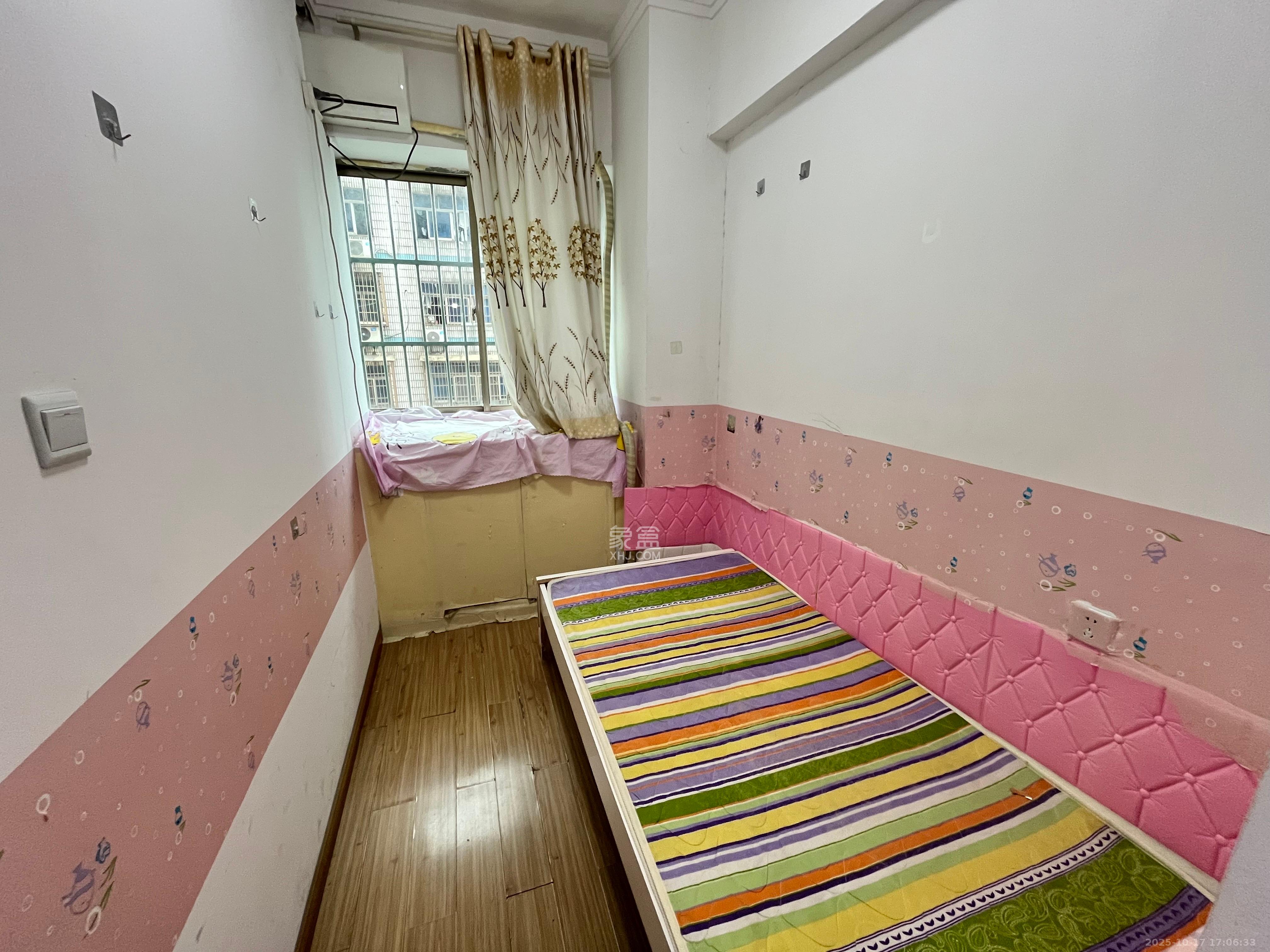 上城星座  2室1厅1卫    1500.0元/月 上城星座  2室1厅1卫    1500.0元/月室内图