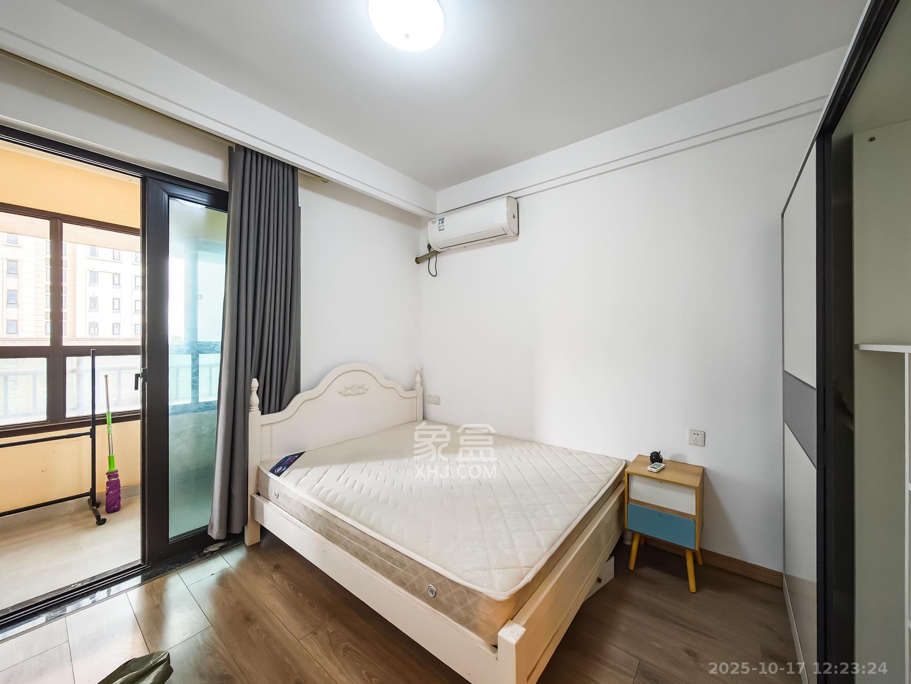 新城和樾(新城和樾公馆)  3室2厅2卫    88.0万 新城和樾(新城和樾公馆)  3室2厅2卫    88.0万卧室