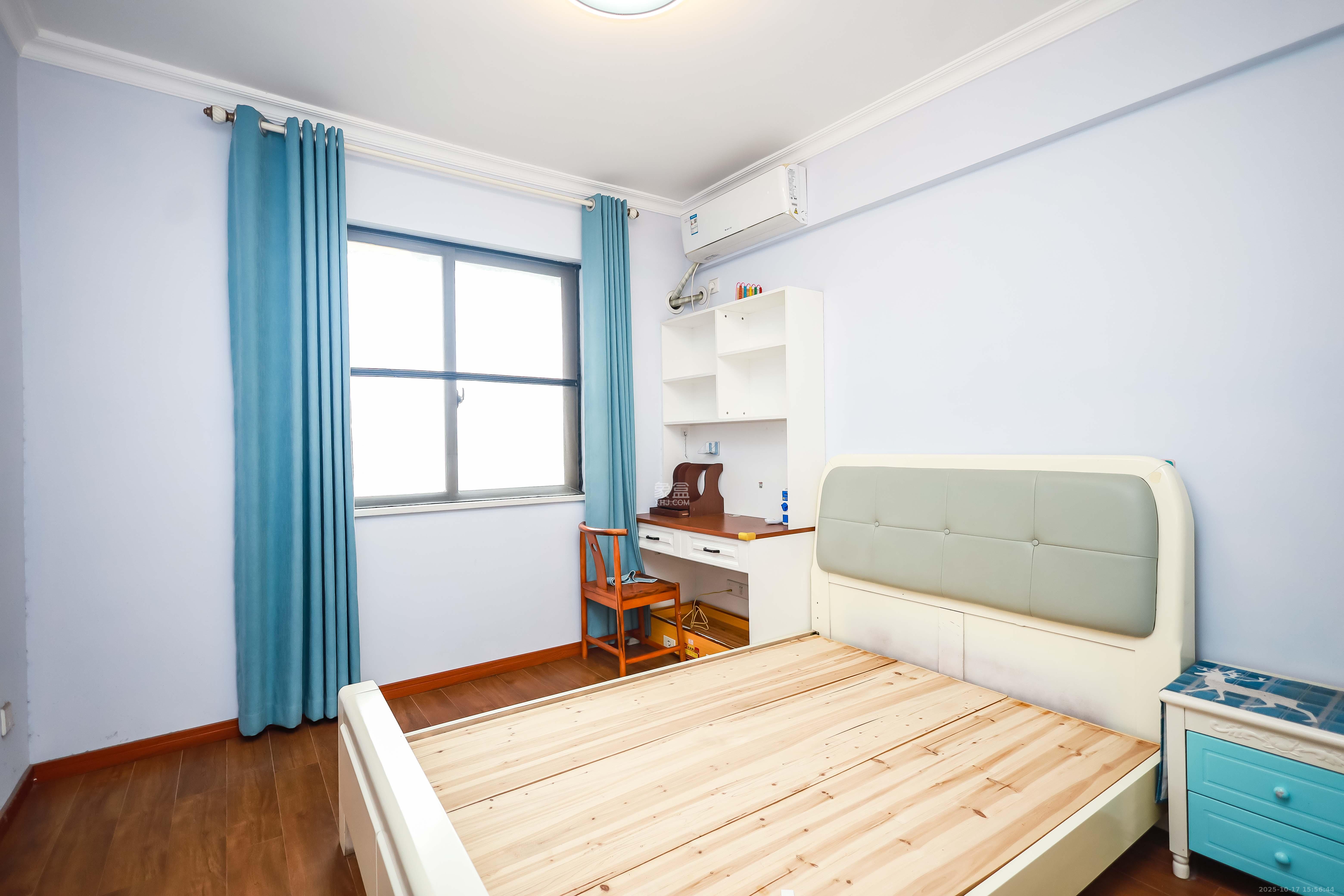 阳光晶城 4室2厅2卫 4000.0元/月 阳光晶城 4室2厅2卫 4000.0元/月室内图