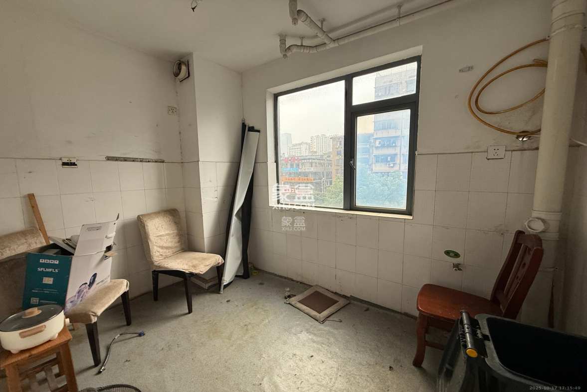 君庭金福苑 2室2厅1卫 4000.0元/月 君庭金福苑 2室2厅1卫 4000.0元/月室内图