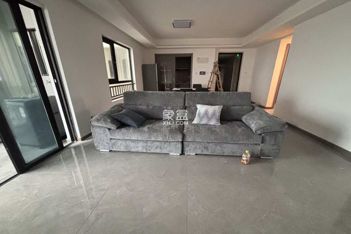 金科集美东方 3室2厅2卫 1800.0元/月 金科集美东方 3室2厅2卫 1800.0元/月室内图