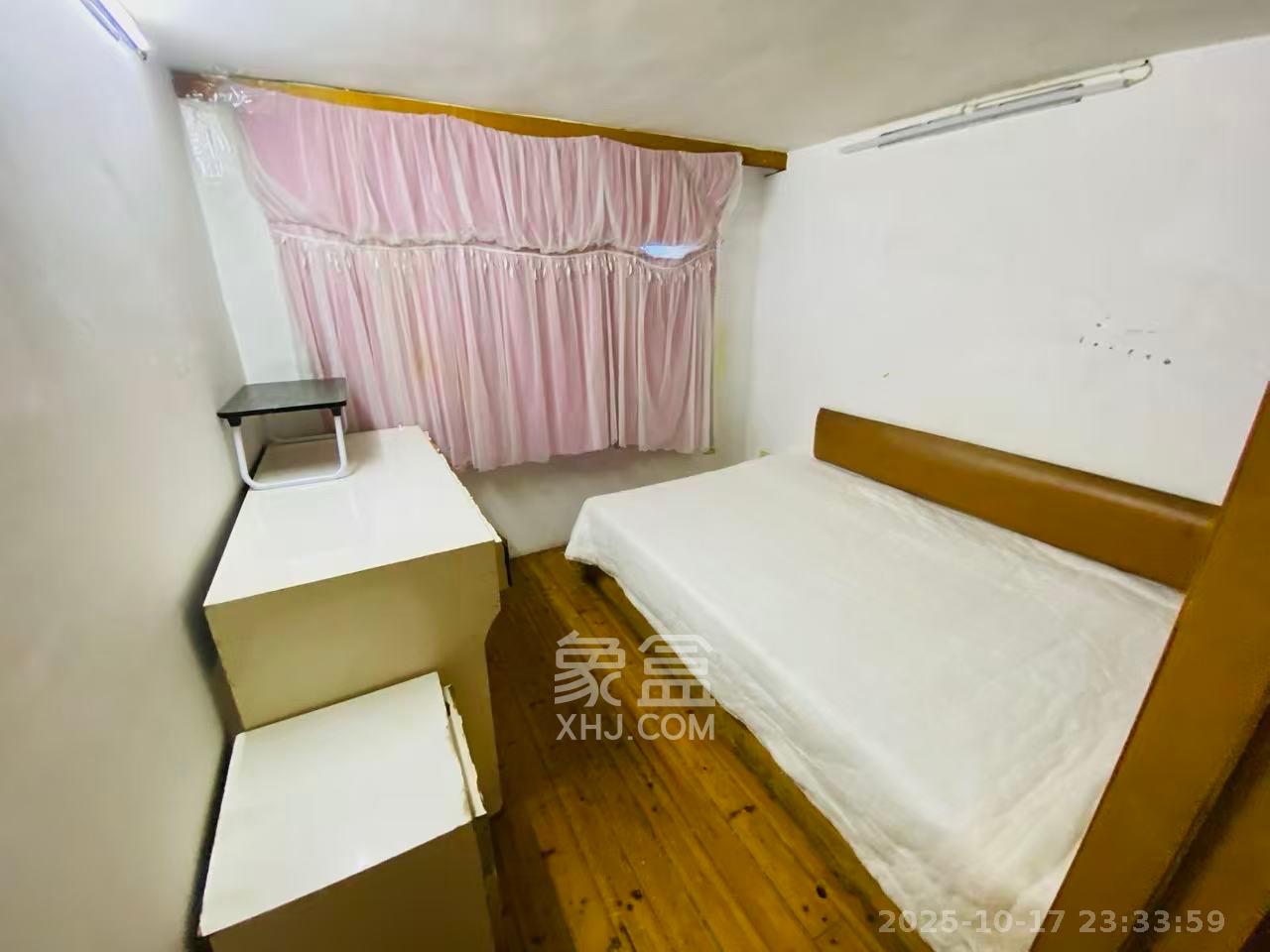 东瓜山一村  1室1厅1卫    1200.0元/月室内图