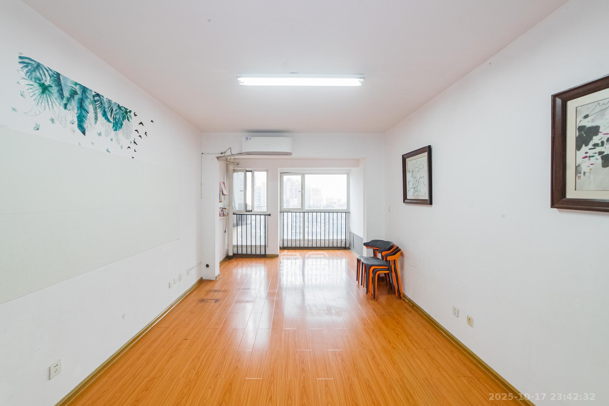 北辰三角洲D2区  3室2厅1卫    120.0万 北辰三角洲D2区  3室2厅1卫    120.0万