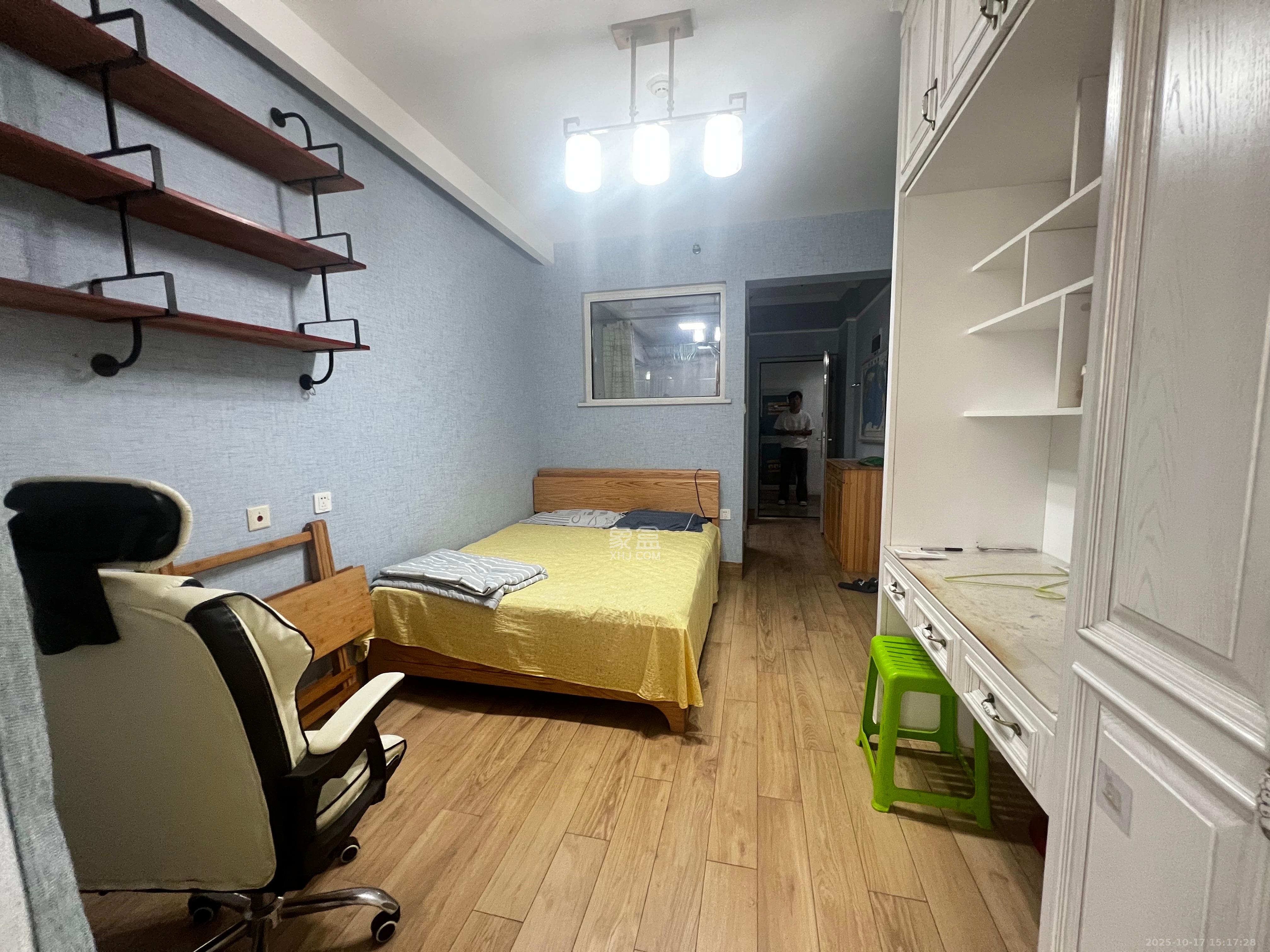 怡海星城  1室1厅1卫    900.0元/月室内图