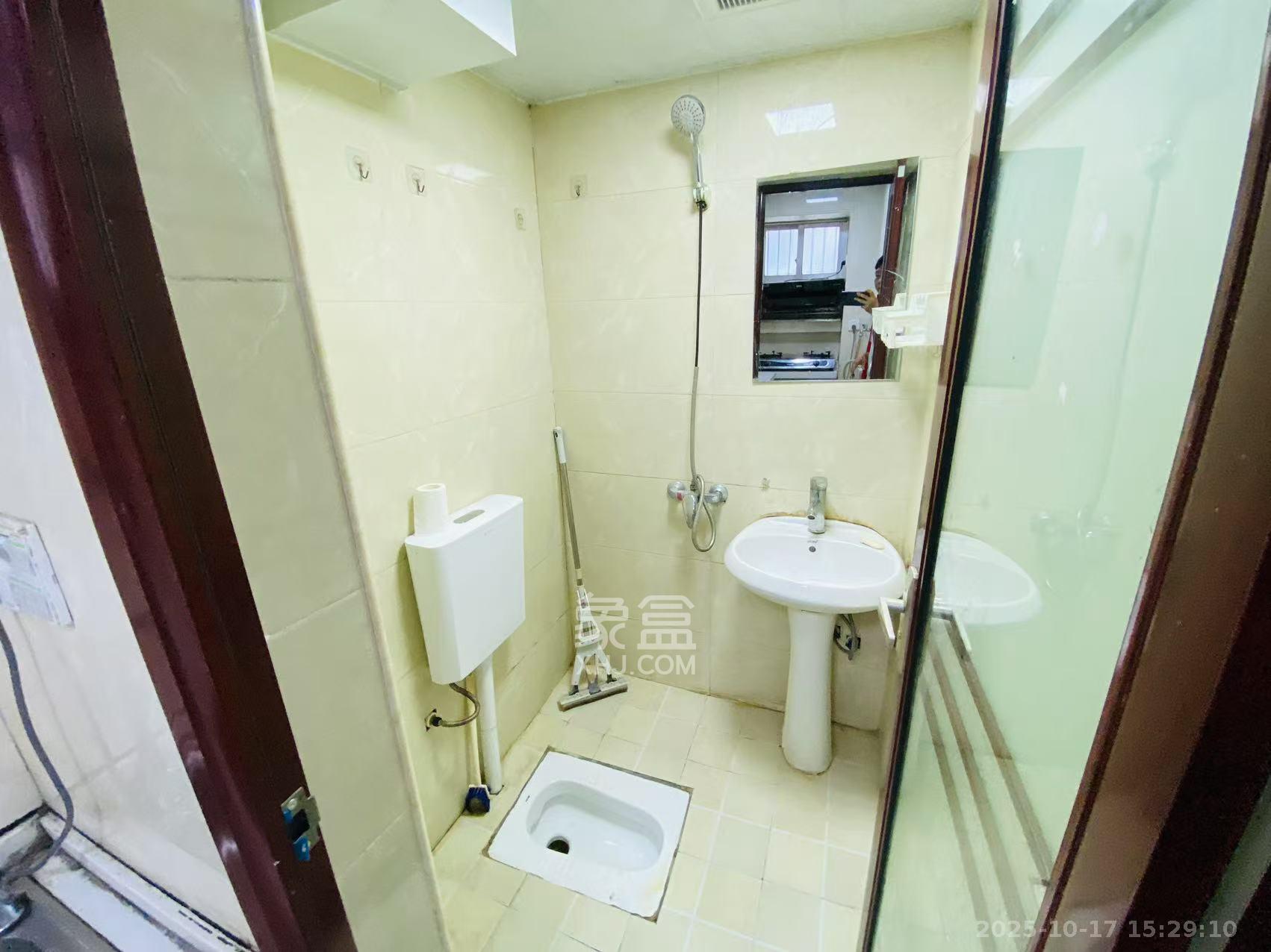 信达大厦  1室1厅1卫    1500.0元/月室内图