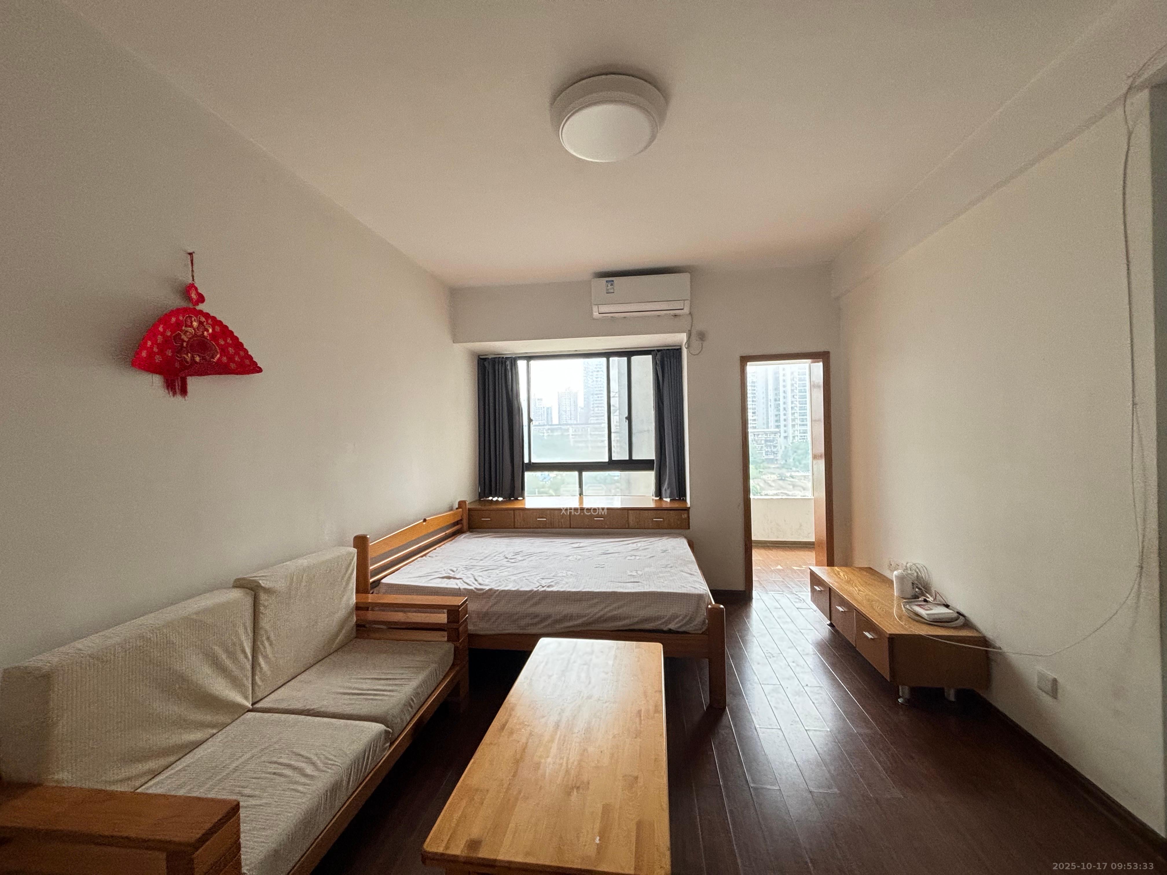 欧园 1室1厅1卫 1800.0元/月 欧园 1室1厅1卫 1800.0元/月室内图