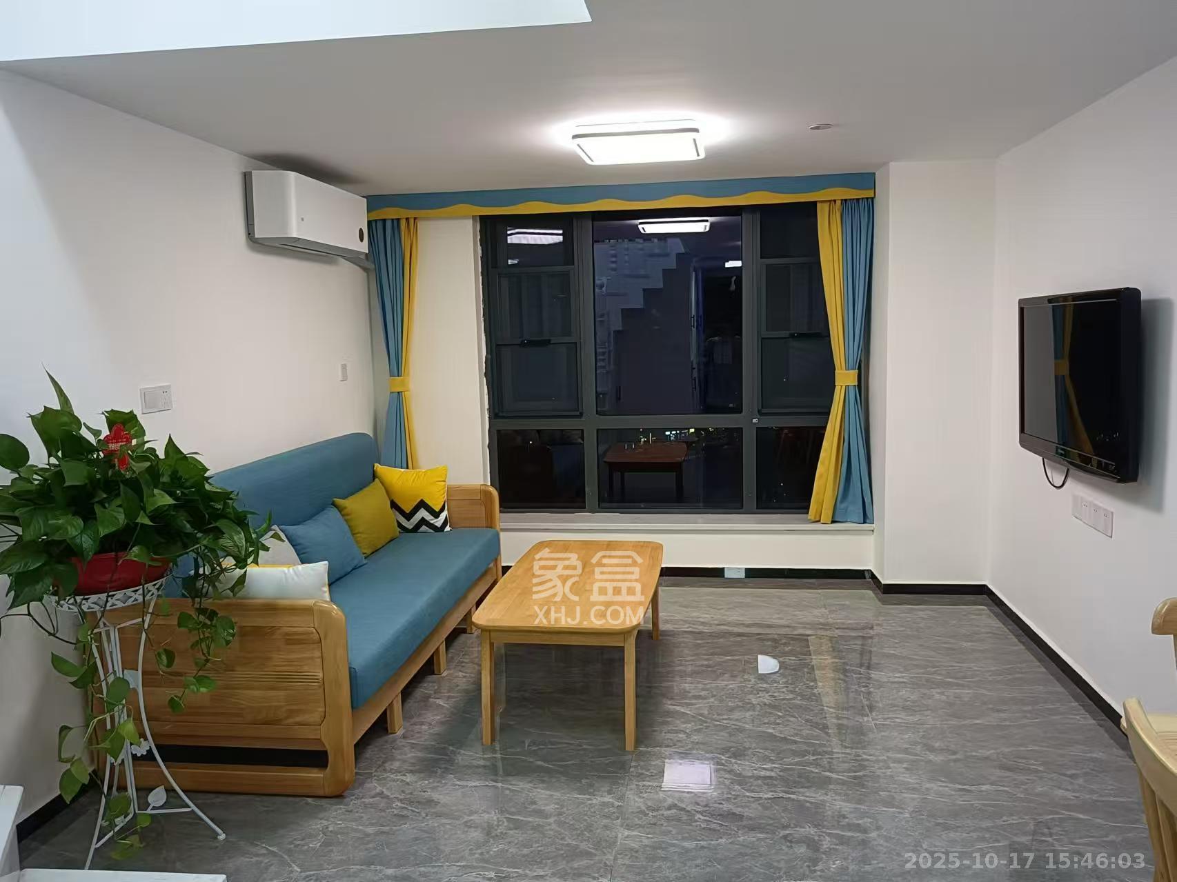 藏珑湖上公馆  2室2厅1卫    2200.0元/月室内图