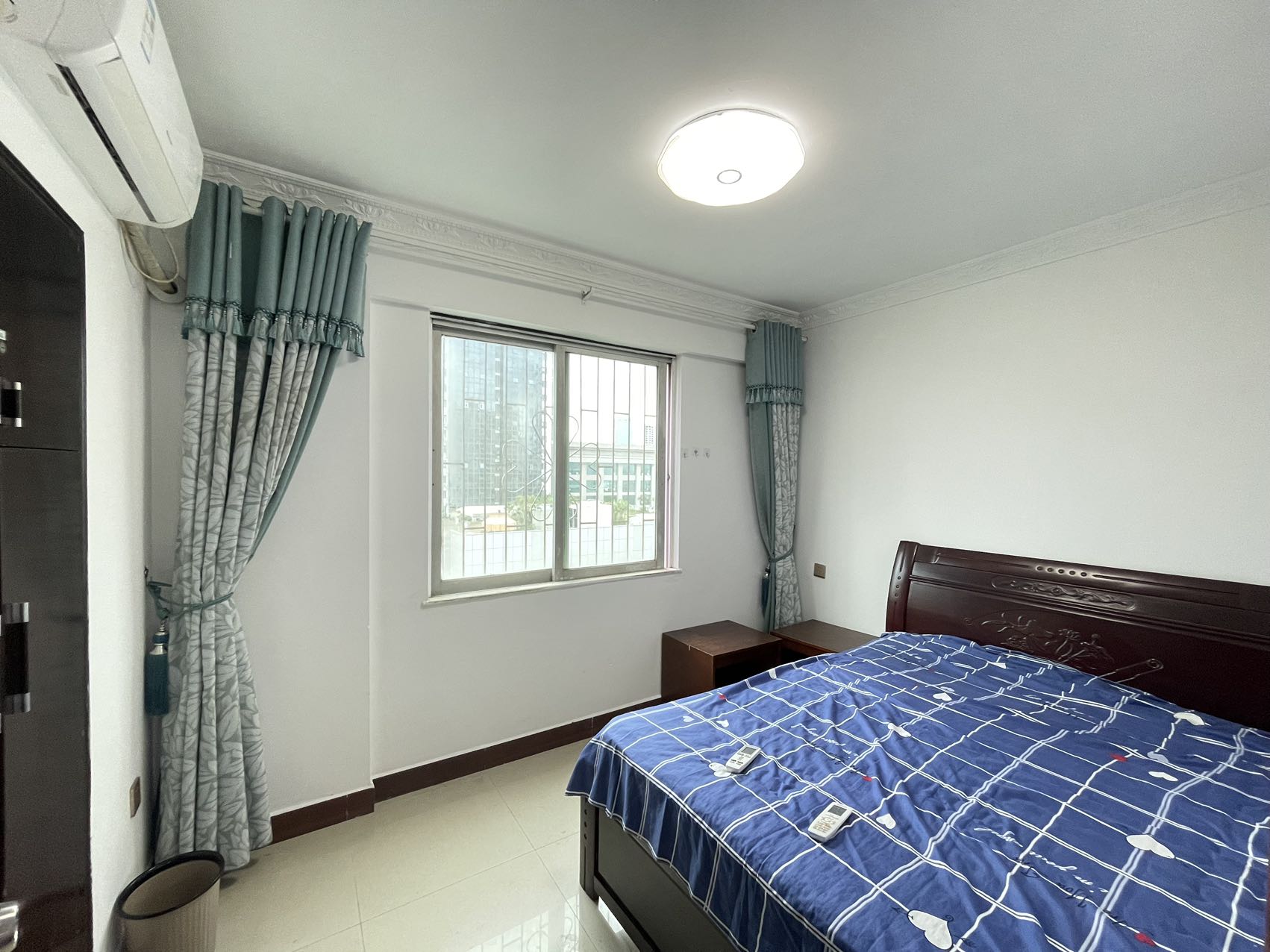 海南国际贸易商务大厦 3室2厅2卫 2600.0元/月 海南国际贸易商务大厦 3室2厅2卫 2600.0元/月室内图