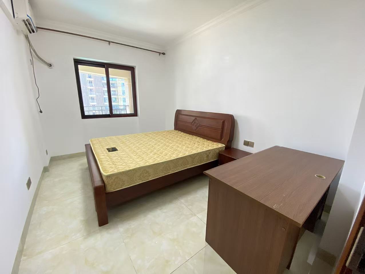 滨海豪庭 4室2厅2卫 6000.0元/月 滨海豪庭 4室2厅2卫 6000.0元/月室内图