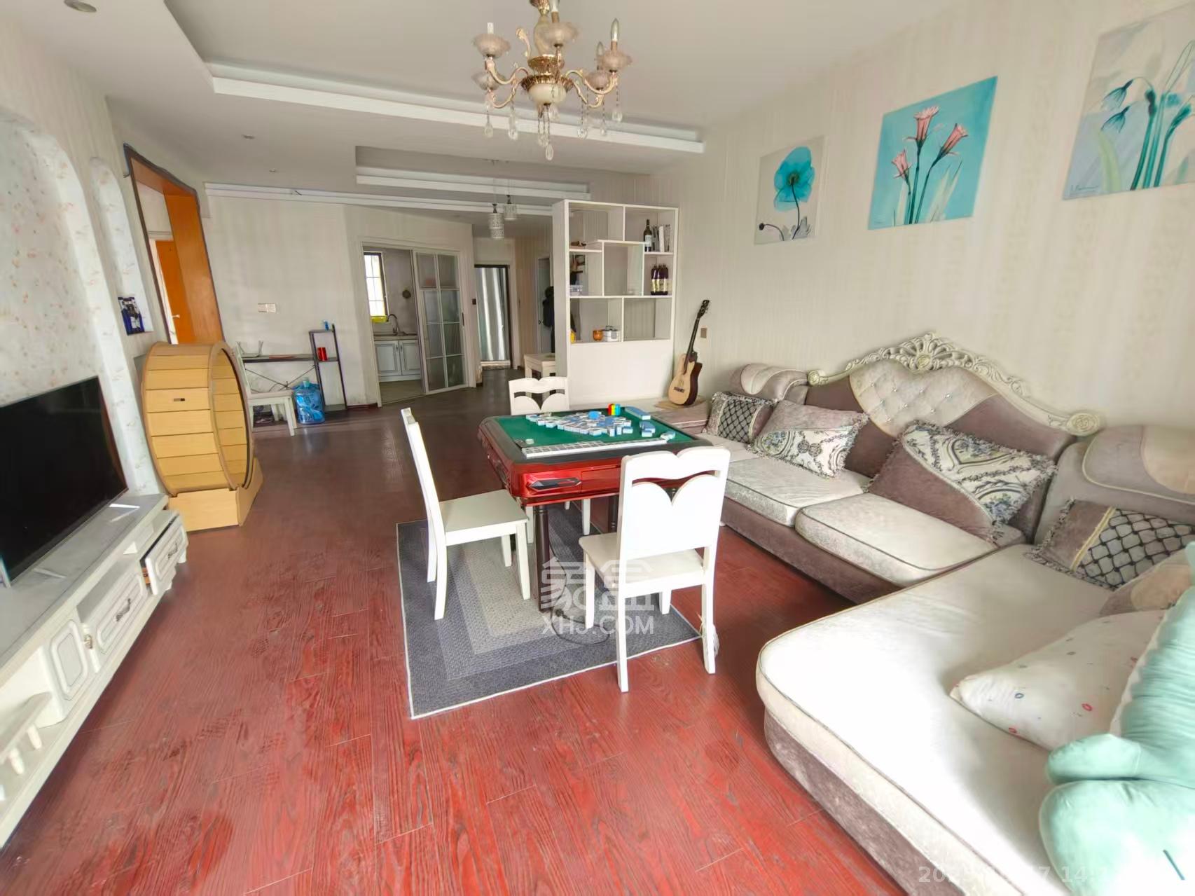 阳光100一期、四五期  3室2厅2卫    2600.0元/月 阳光100一期、四五期  3室2厅2卫    2600.0元/月